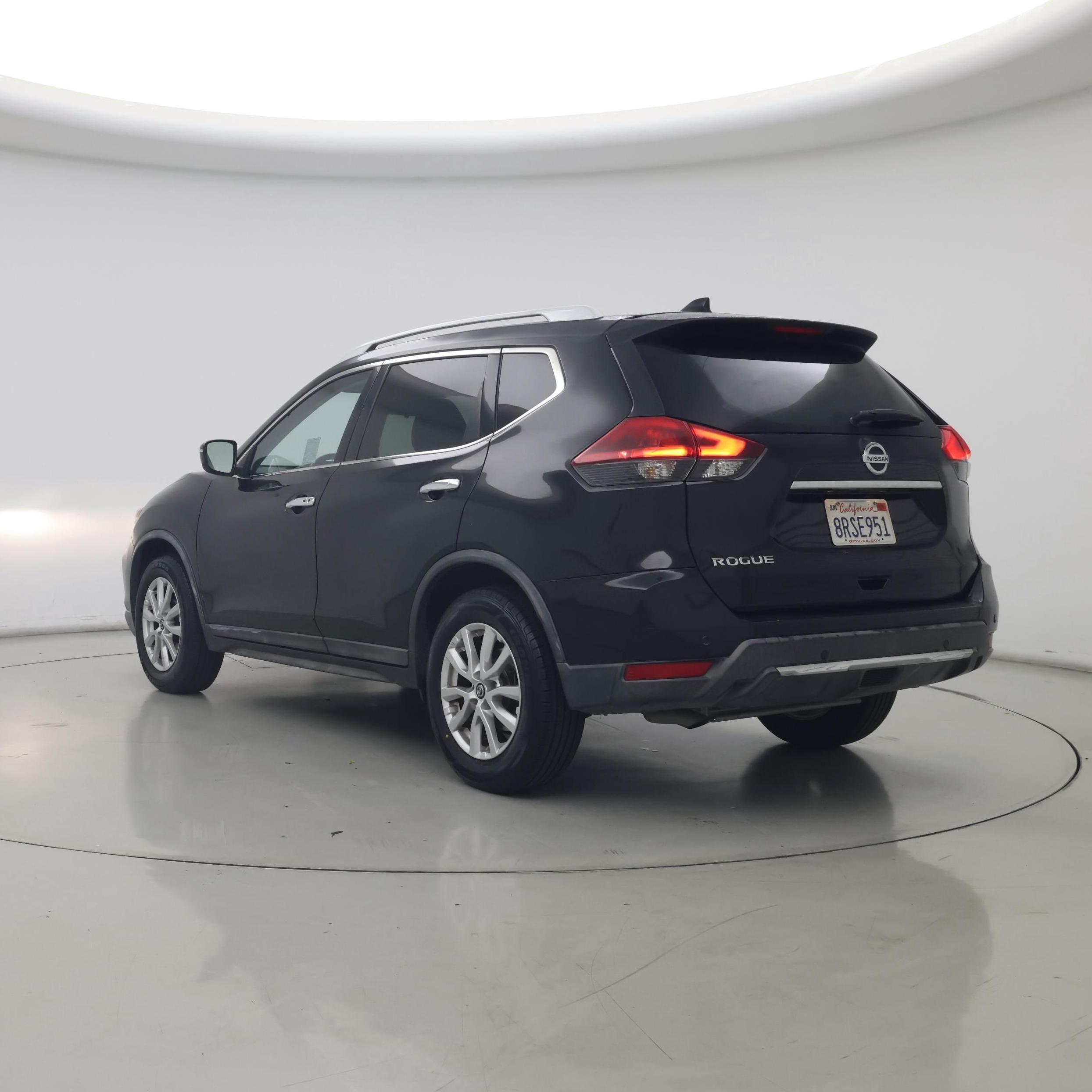 Thumbnail: 2019 Nissan Rogue - 2