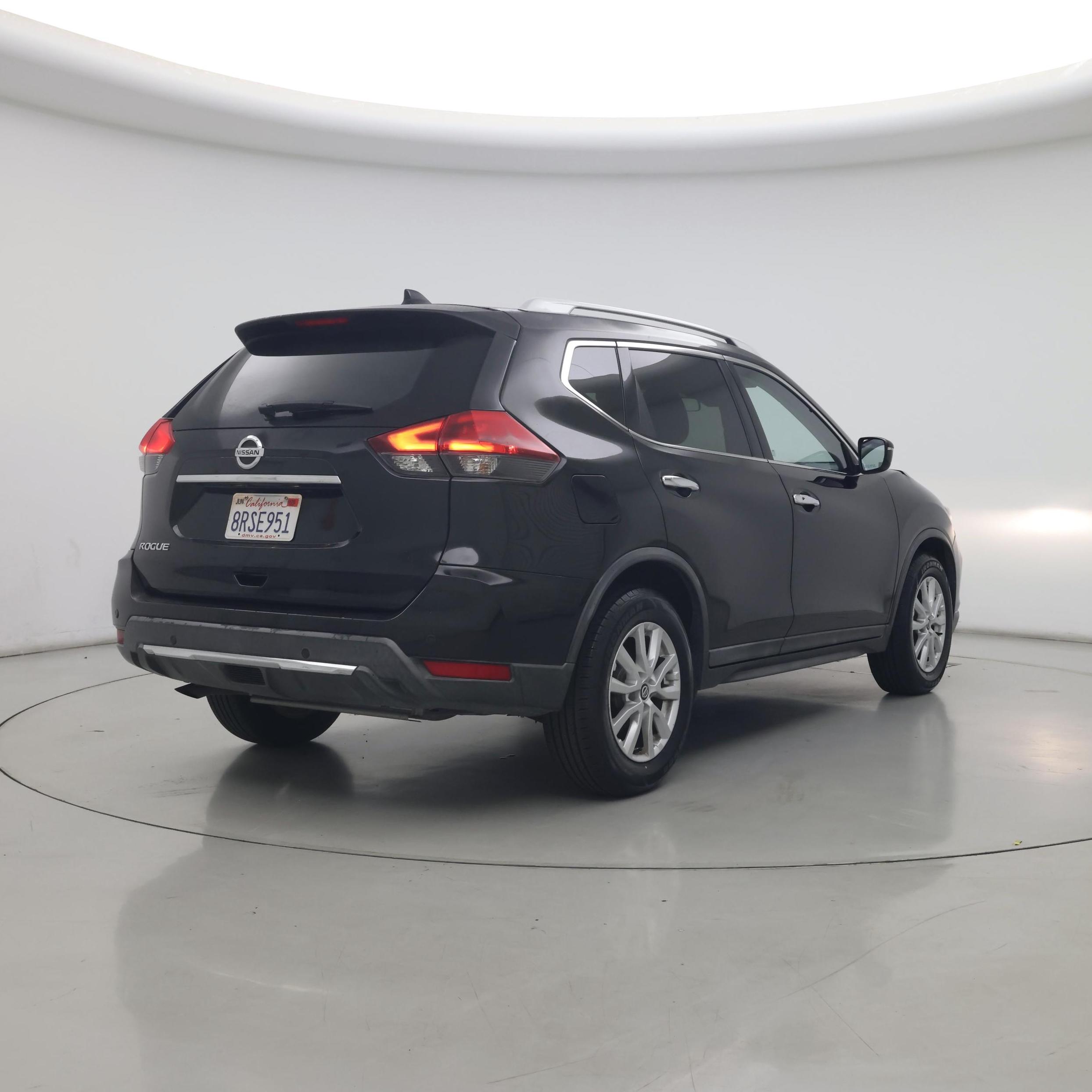 Thumbnail: 2019 Nissan Rogue - 8
