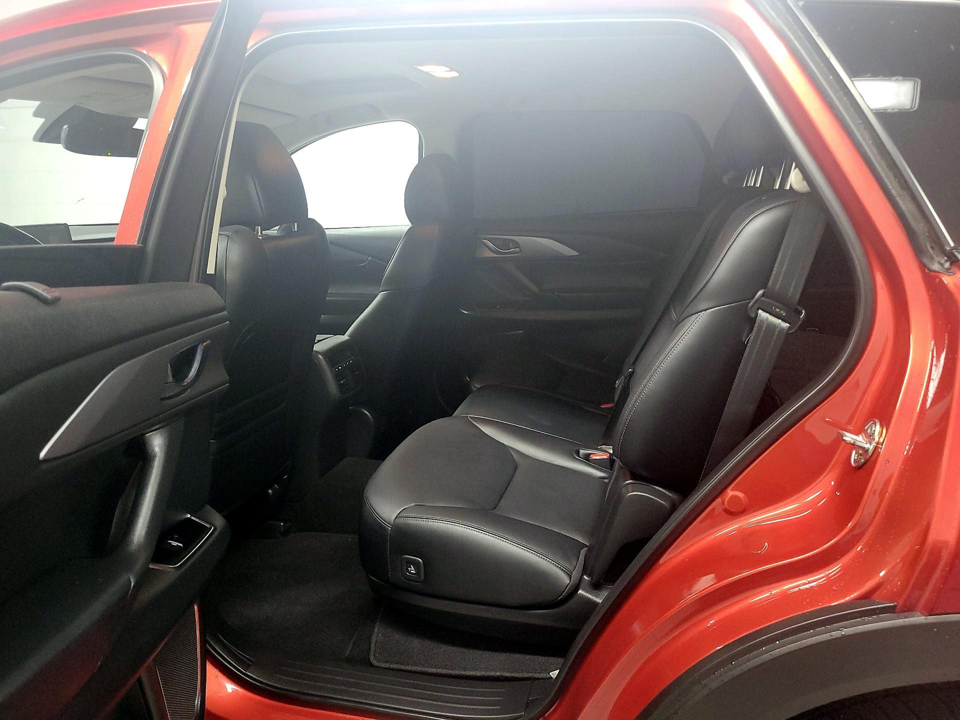 Thumbnail: 2022 Mazda CX-9 - 18