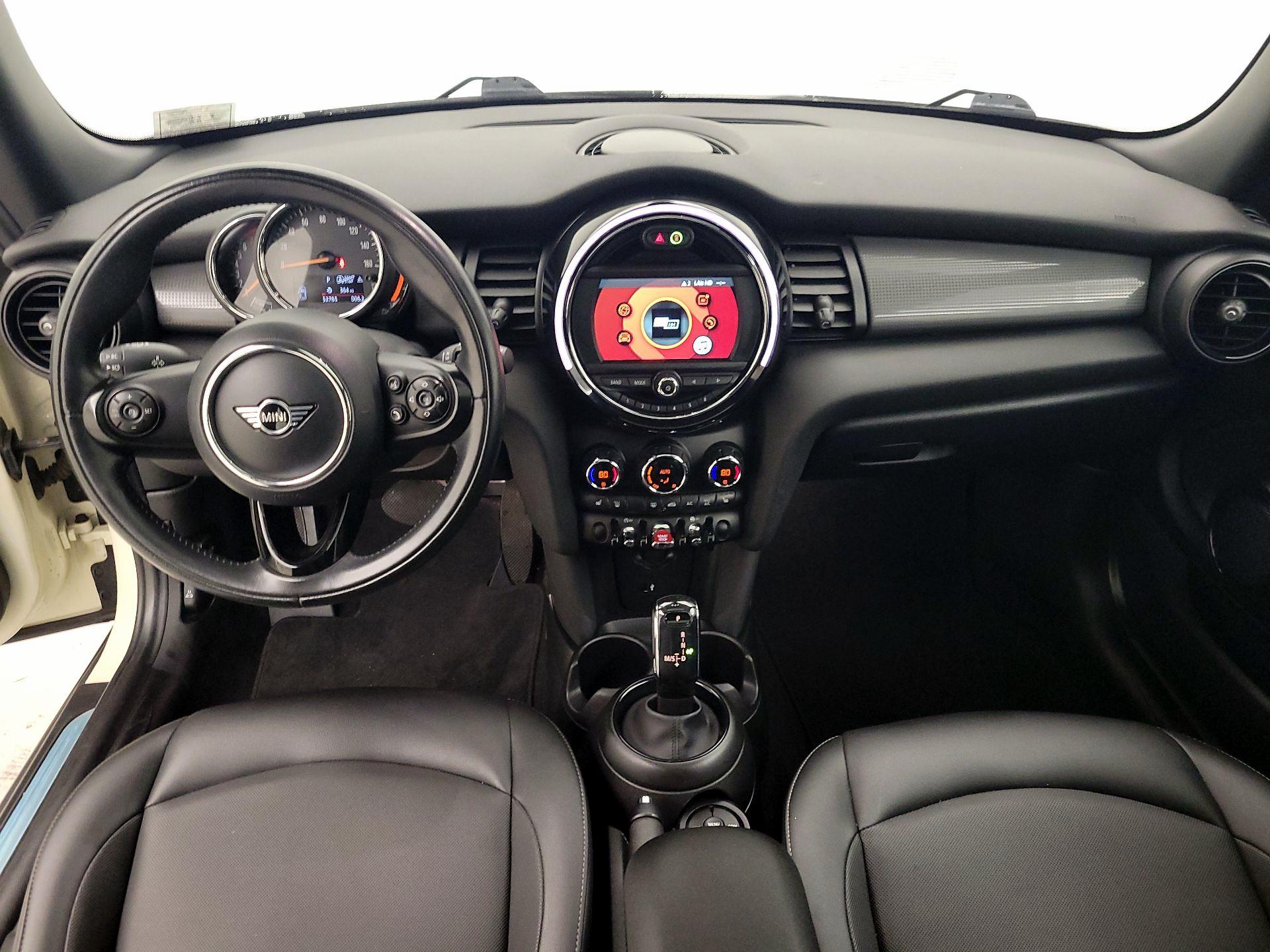 Thumbnail: 2021 MINI Cooper Hardtop - 9