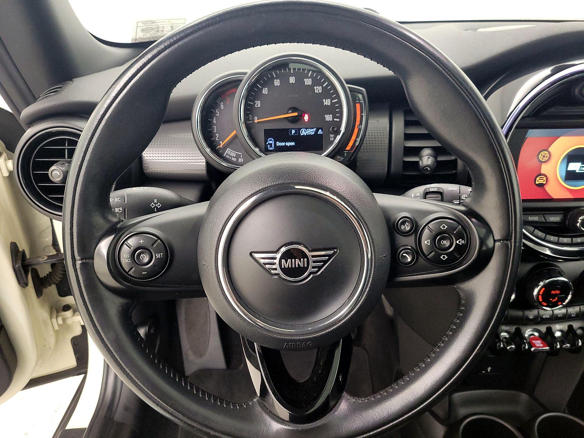 Thumbnail: 2021 MINI Cooper Hardtop - 10