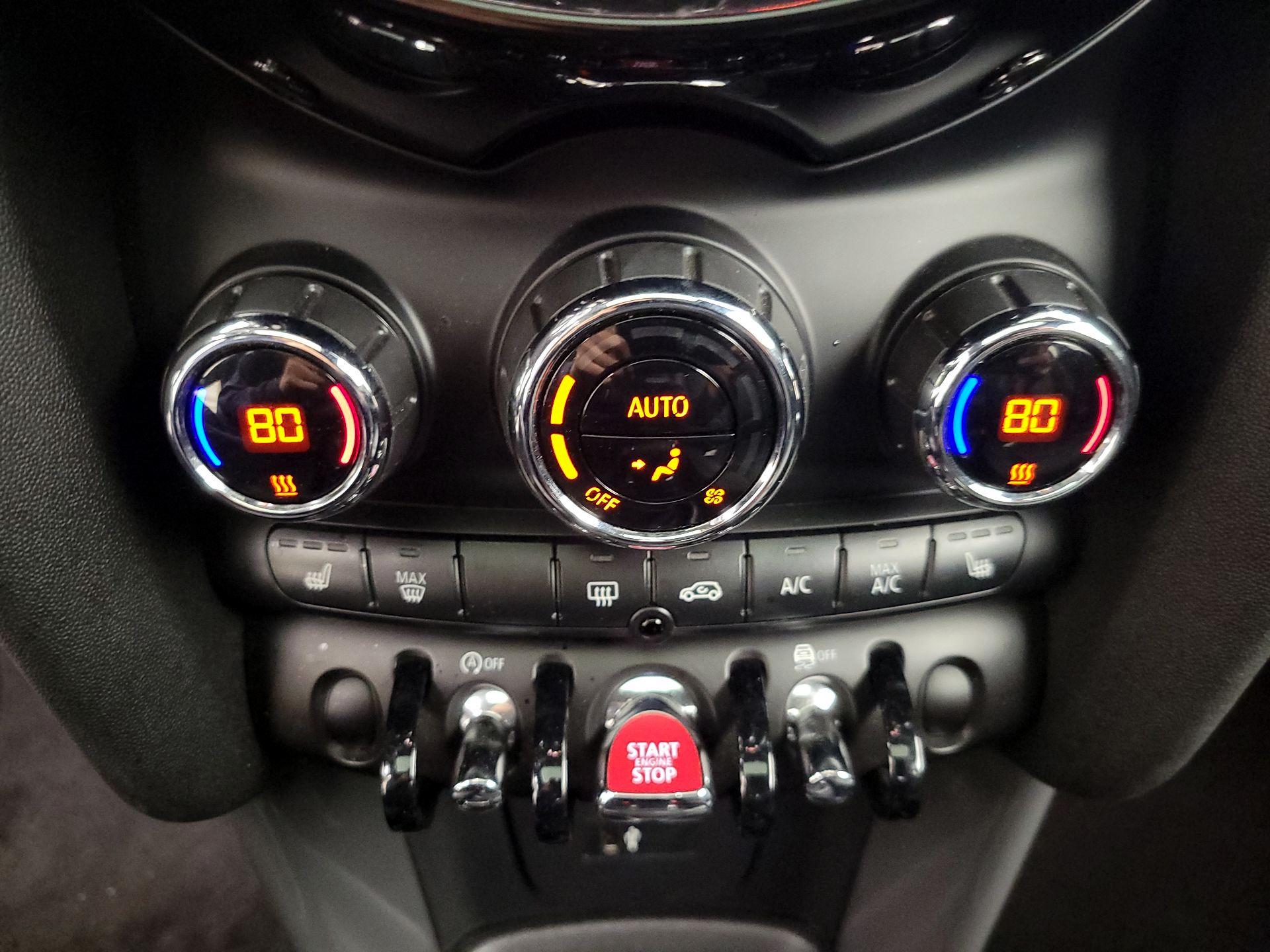 Thumbnail: 2021 MINI Cooper Hardtop - 16