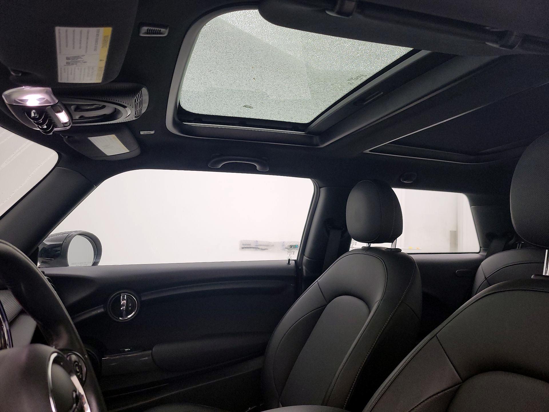 Thumbnail: 2021 MINI Cooper Hardtop - 19