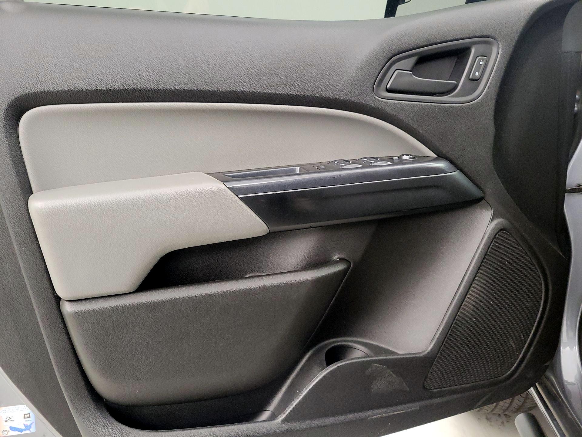 Thumbnail: 2021 Chevrolet Colorado - 12