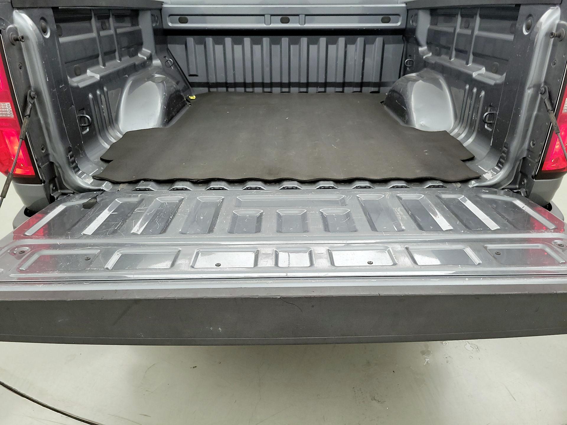 Thumbnail: 2021 Chevrolet Colorado - 20