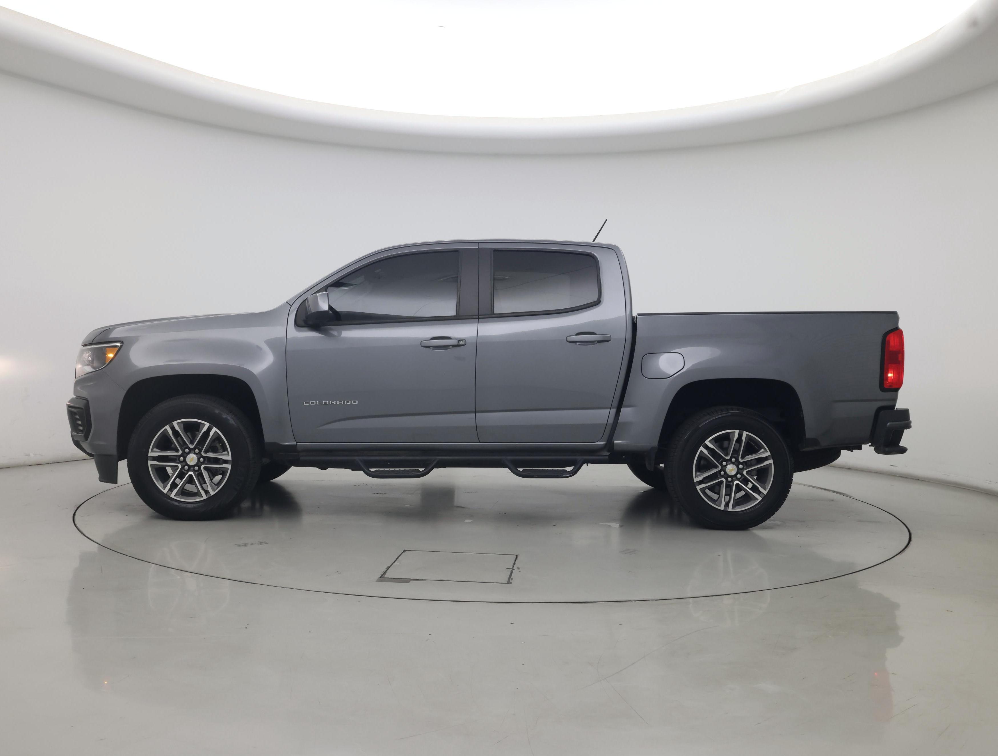 Thumbnail: 2021 Chevrolet Colorado - 3