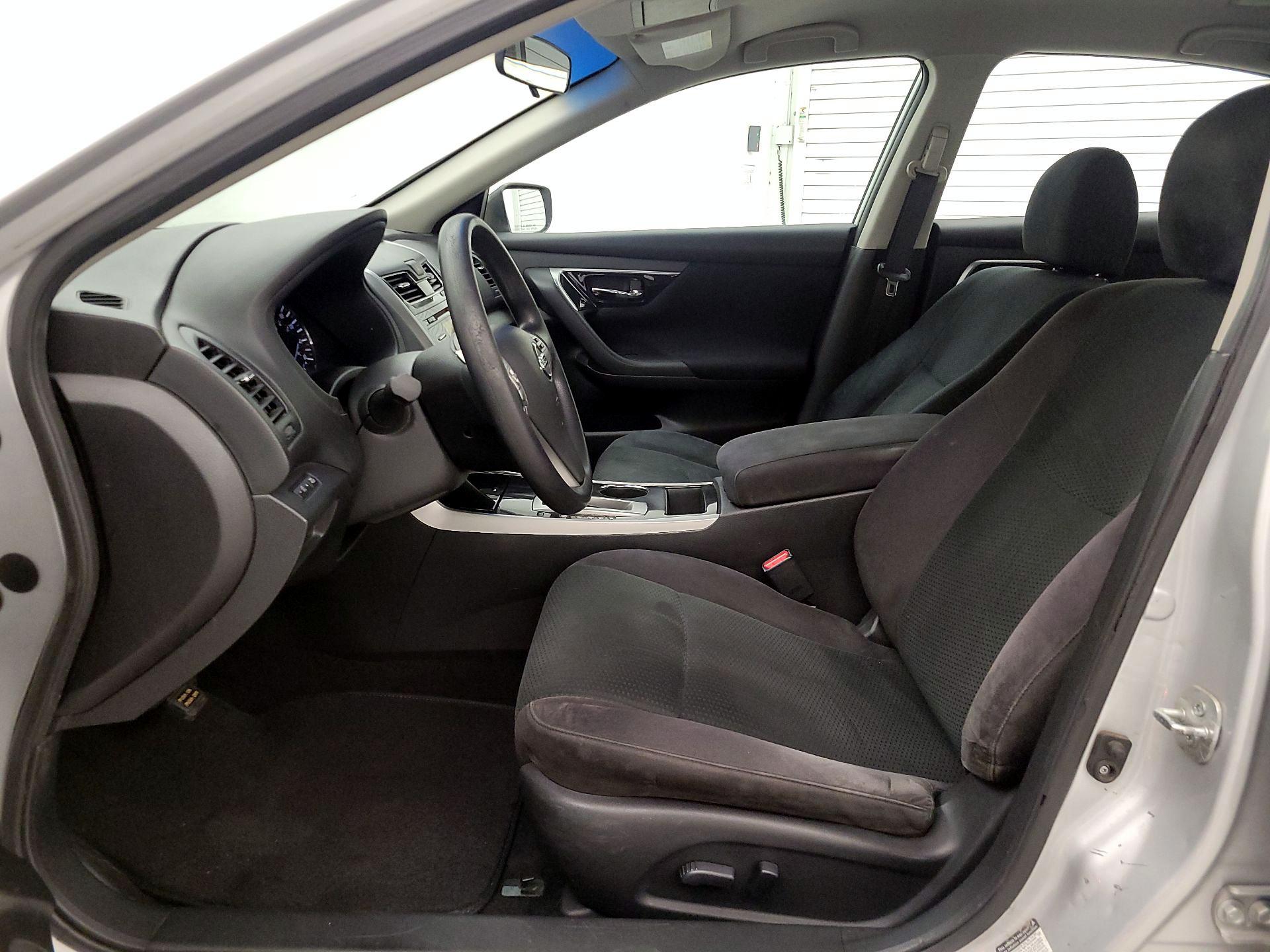 Thumbnail: 2014 Nissan Altima - 11