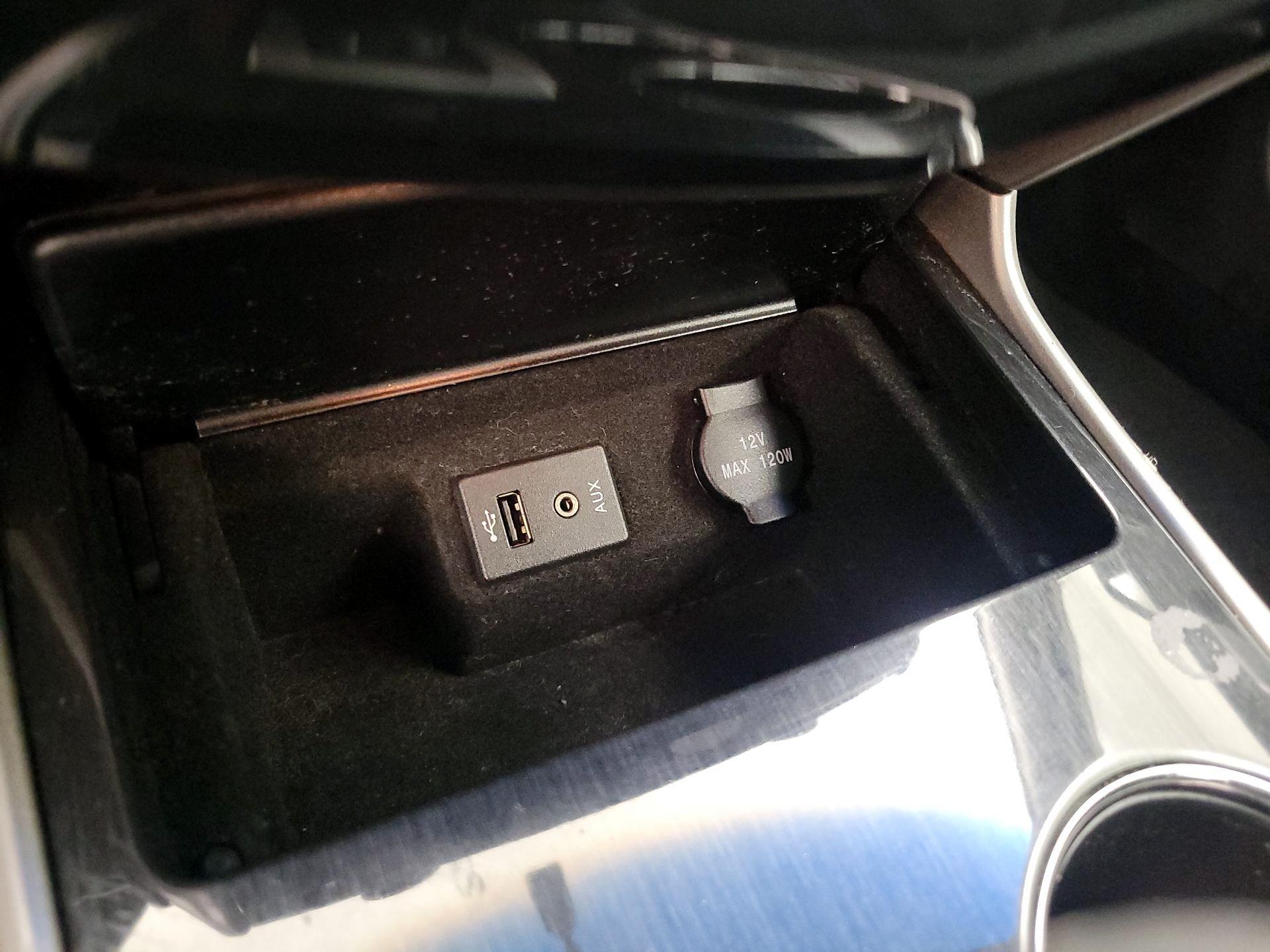 Thumbnail: 2014 Nissan Altima - 18