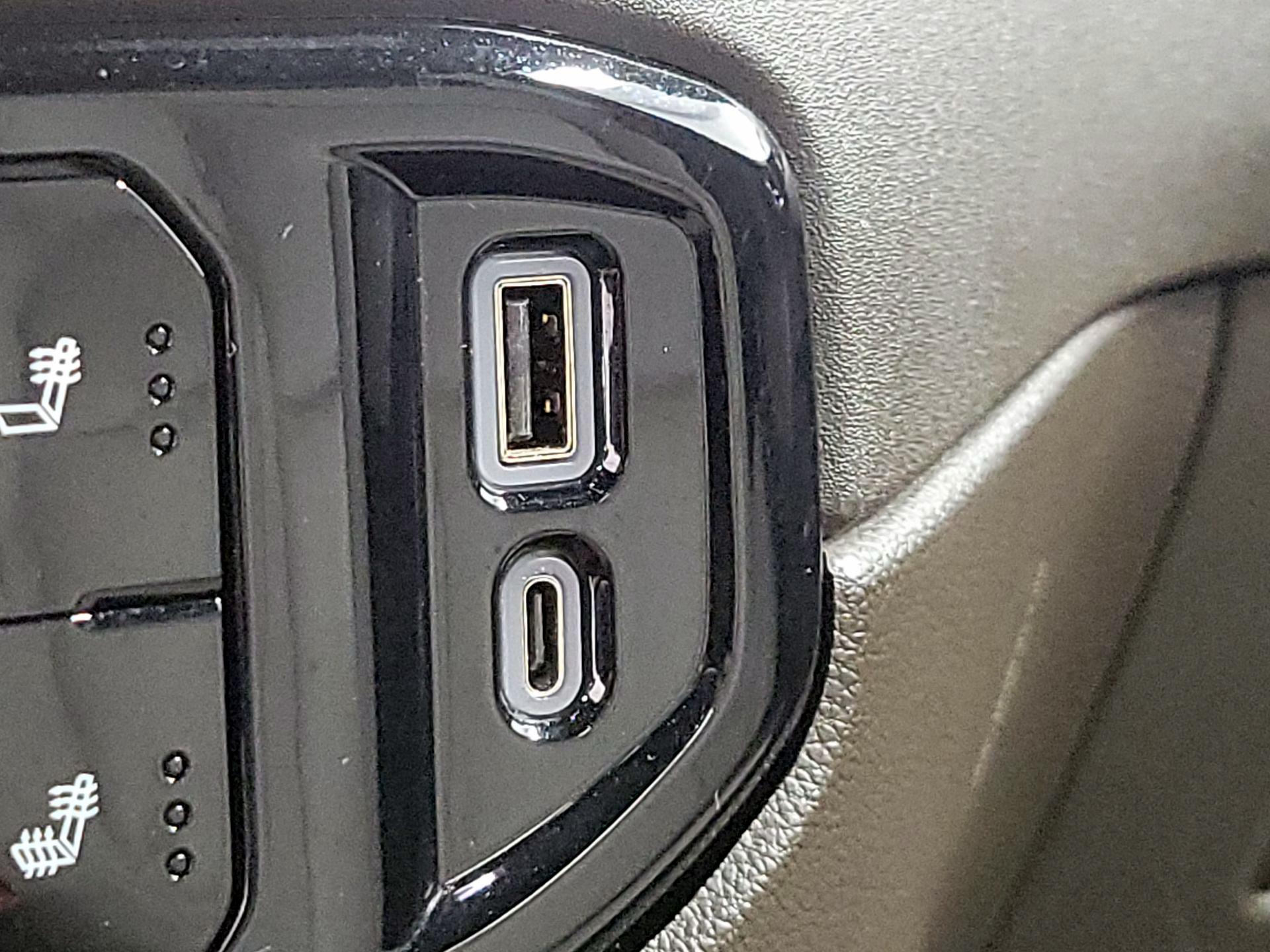 Thumbnail: 2025 GMC Sierra 1500 - 18