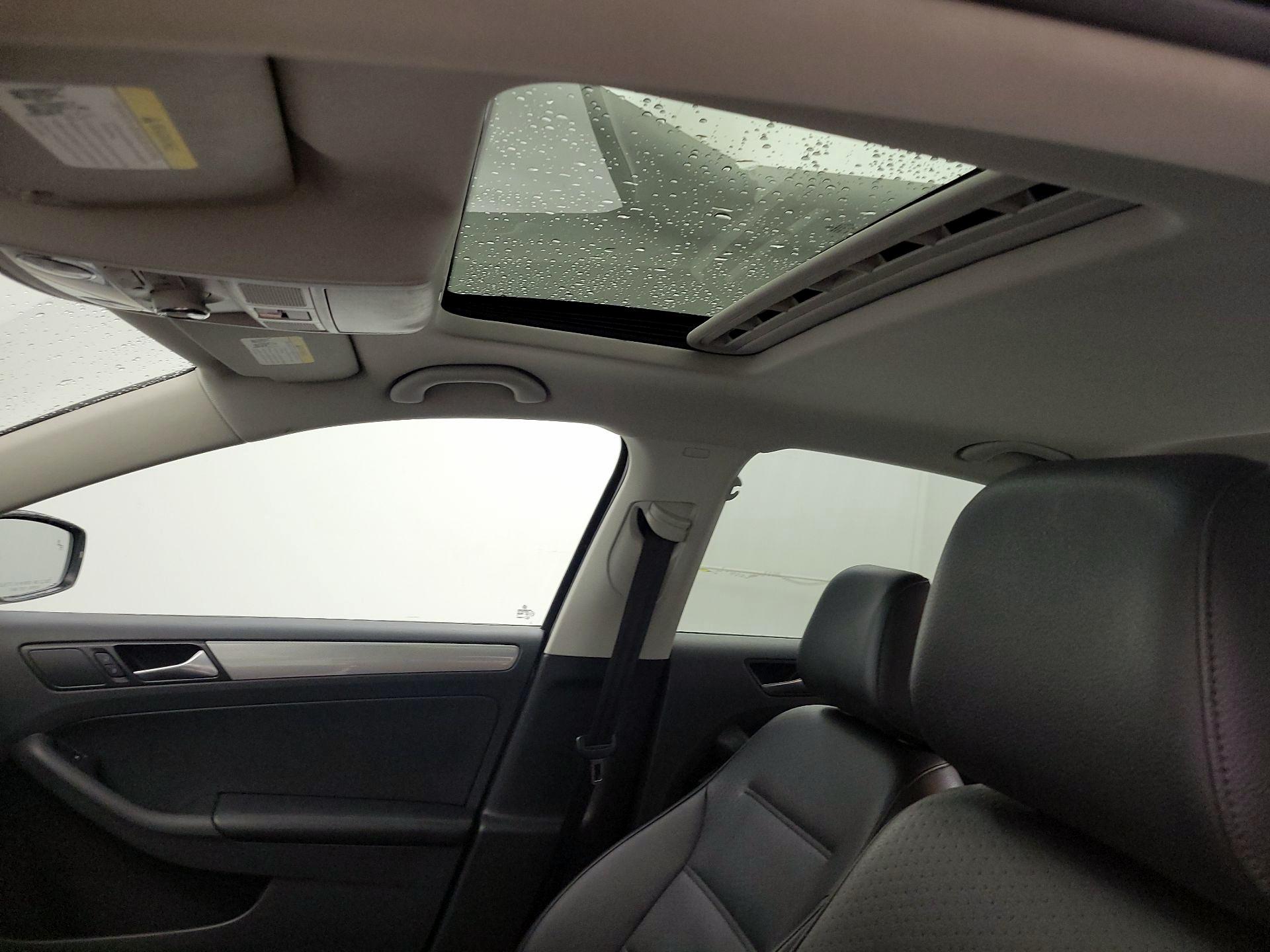 Thumbnail: 2017 Volkswagen Jetta - 19