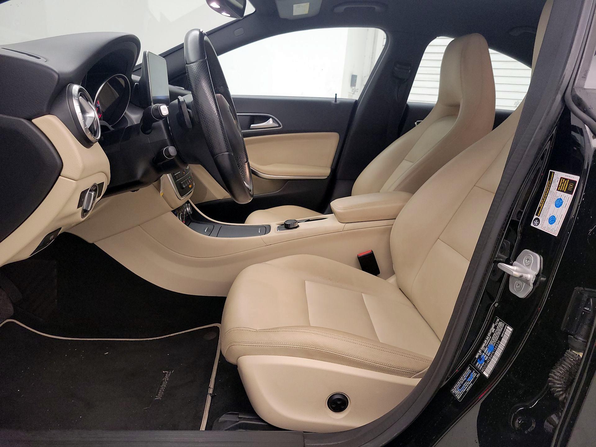 Thumbnail: 2015 Mercedes-Benz CLA - 11