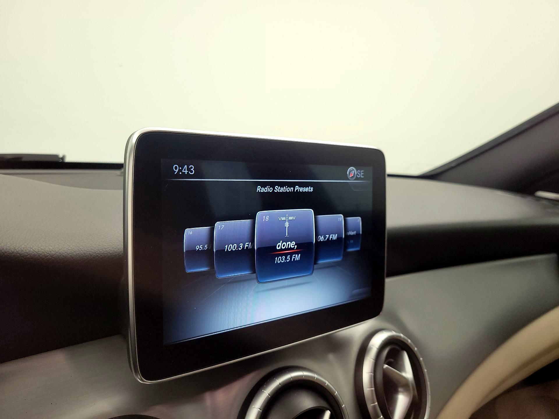 Thumbnail: 2015 Mercedes-Benz CLA - 15