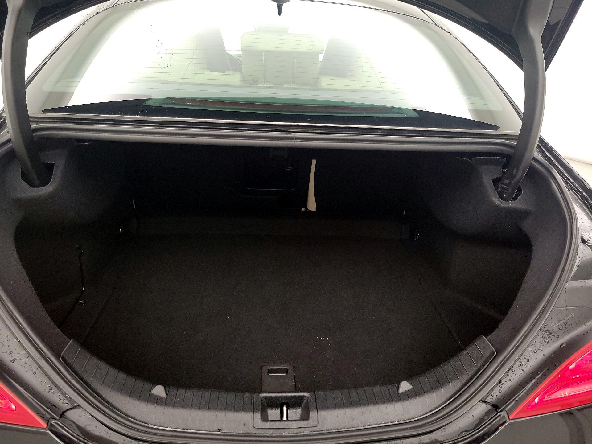 Thumbnail: 2015 Mercedes-Benz CLA - 20