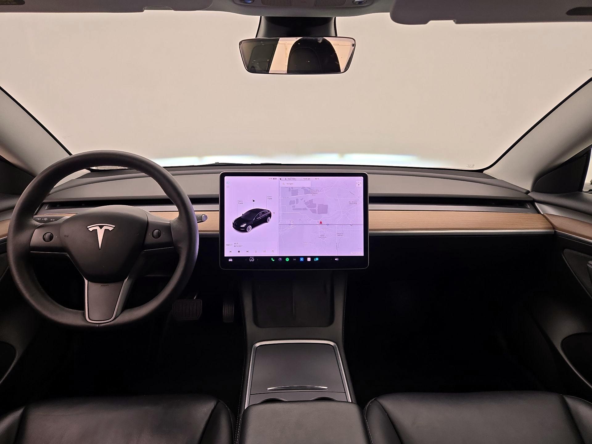 Thumbnail: 2022 Tesla Model 3 - 9