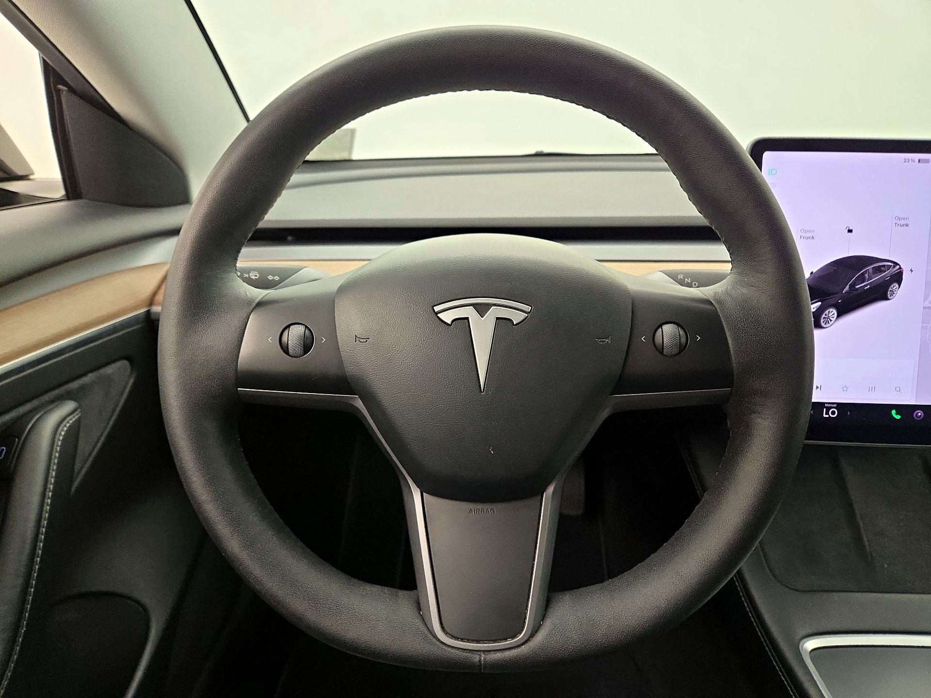 Thumbnail: 2022 Tesla Model 3 - 10