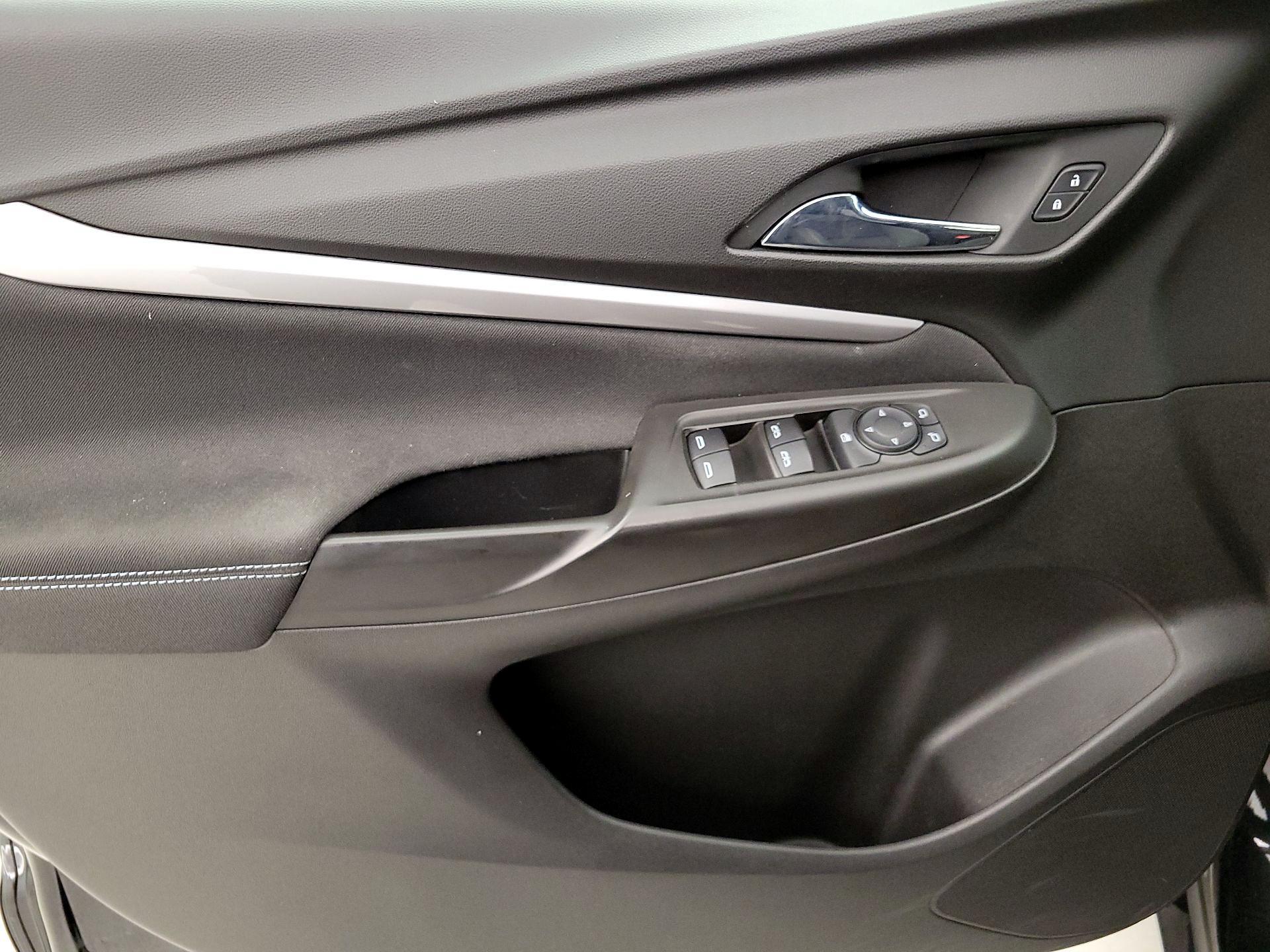 Thumbnail: 2022 Chevrolet Bolt EUV - 12