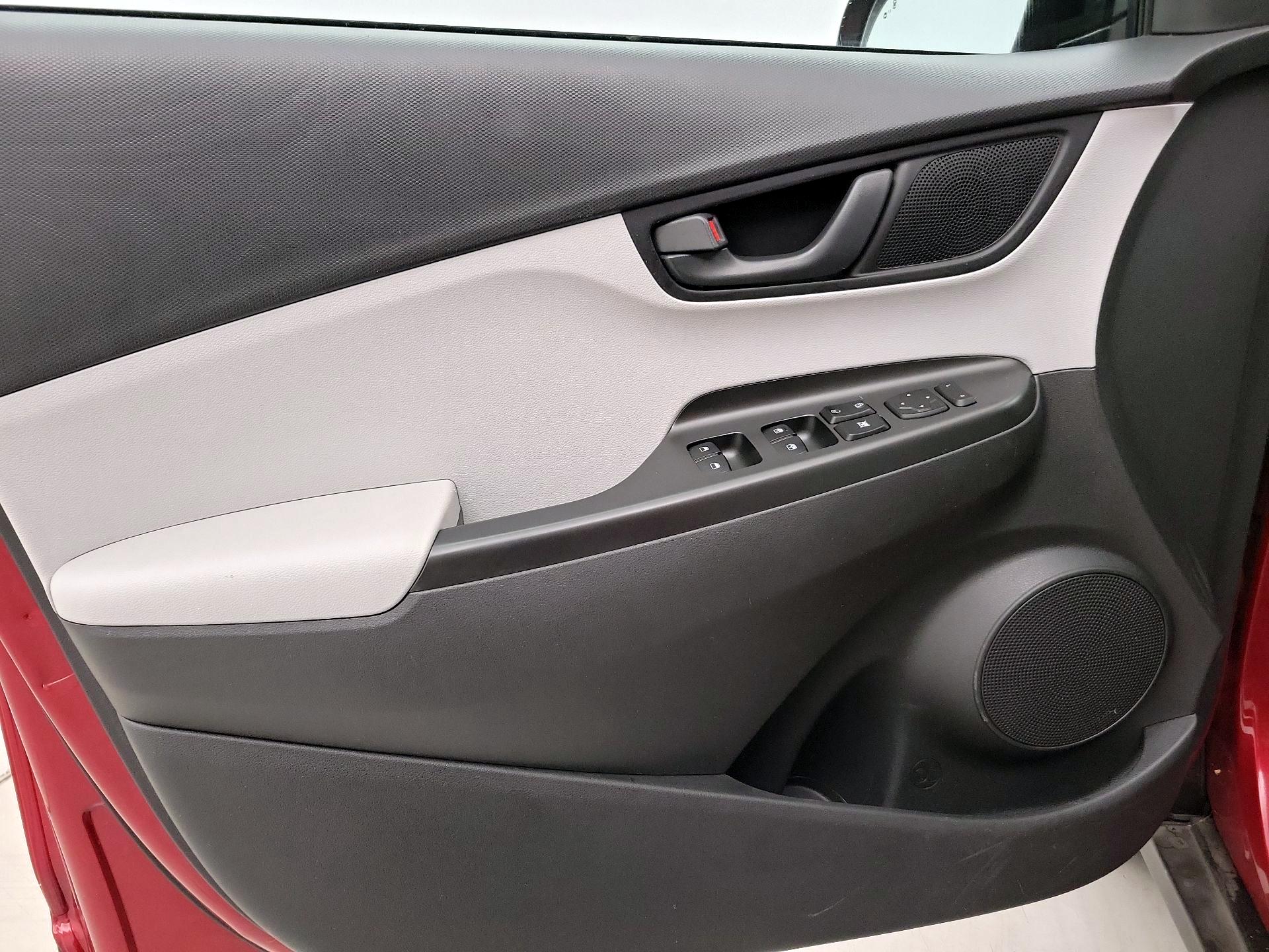 Thumbnail: 2023 Hyundai Kona - 12