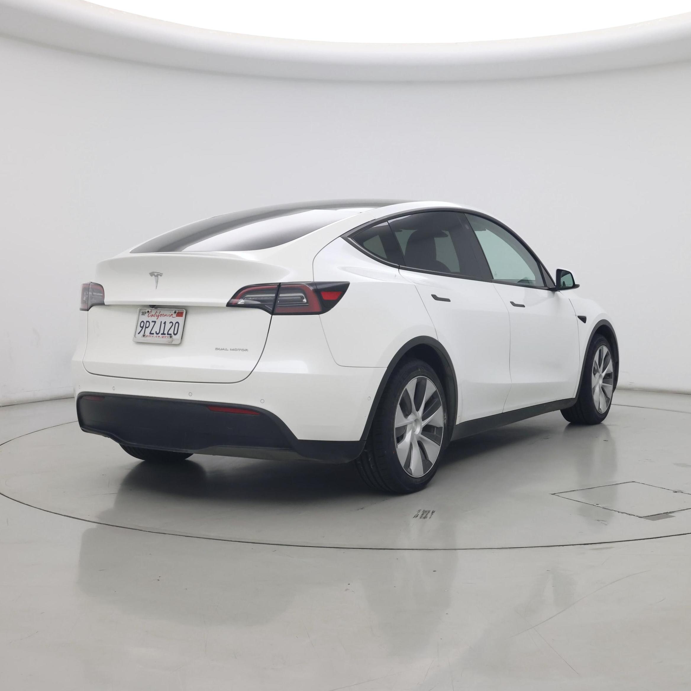 Thumbnail: 2021 Tesla Model Y - 8