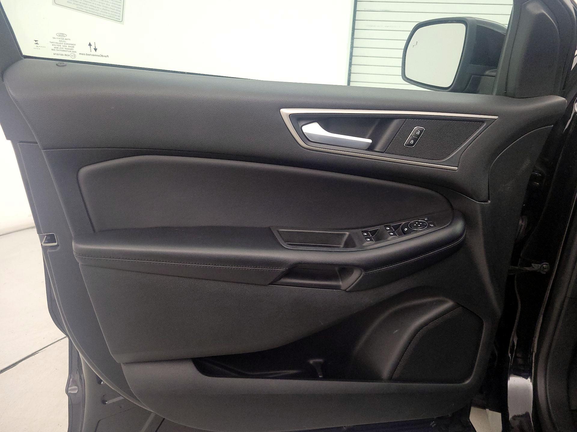 Thumbnail: 2023 Ford Edge - 12