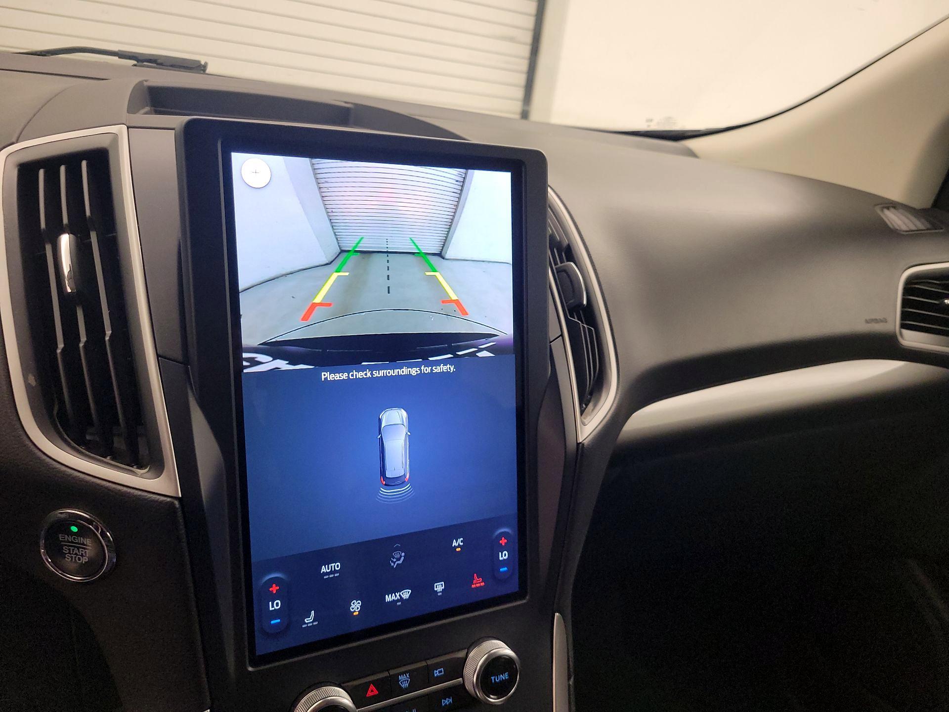 Thumbnail: 2023 Ford Edge - 14