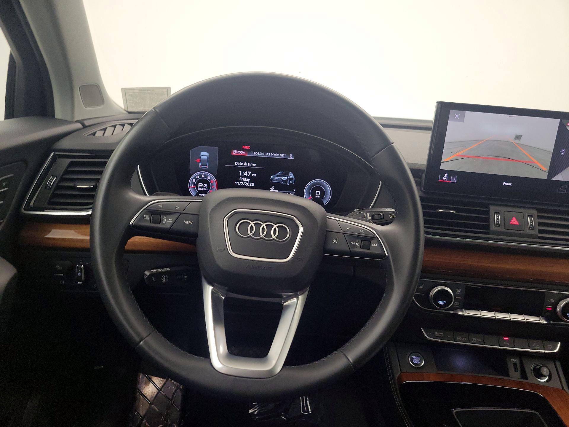 Thumbnail: 2023 Audi Q5 - 10