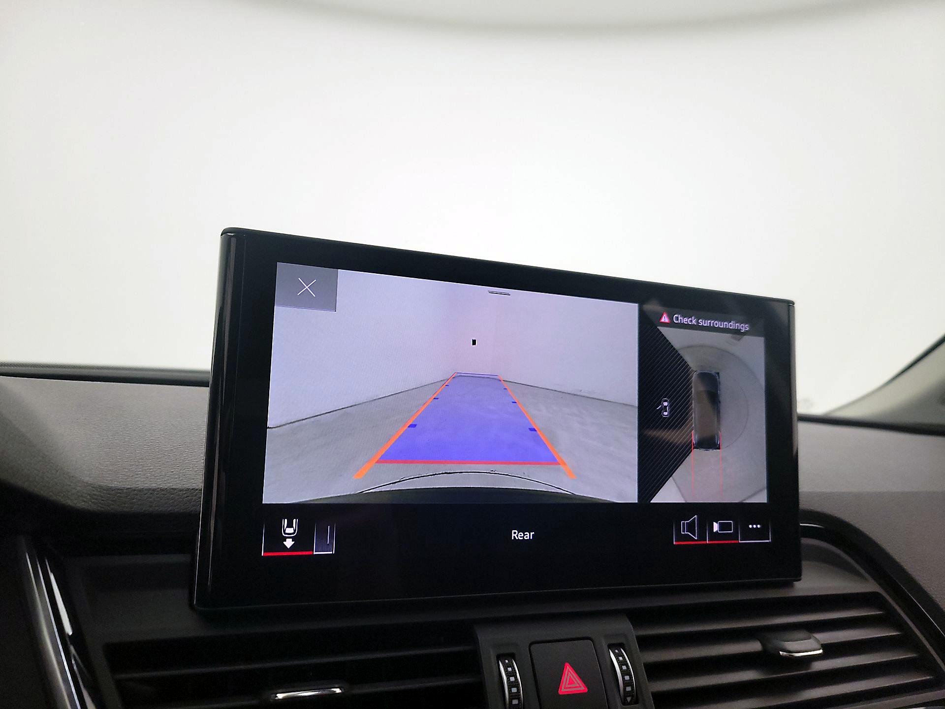 Thumbnail: 2023 Audi Q5 - 14