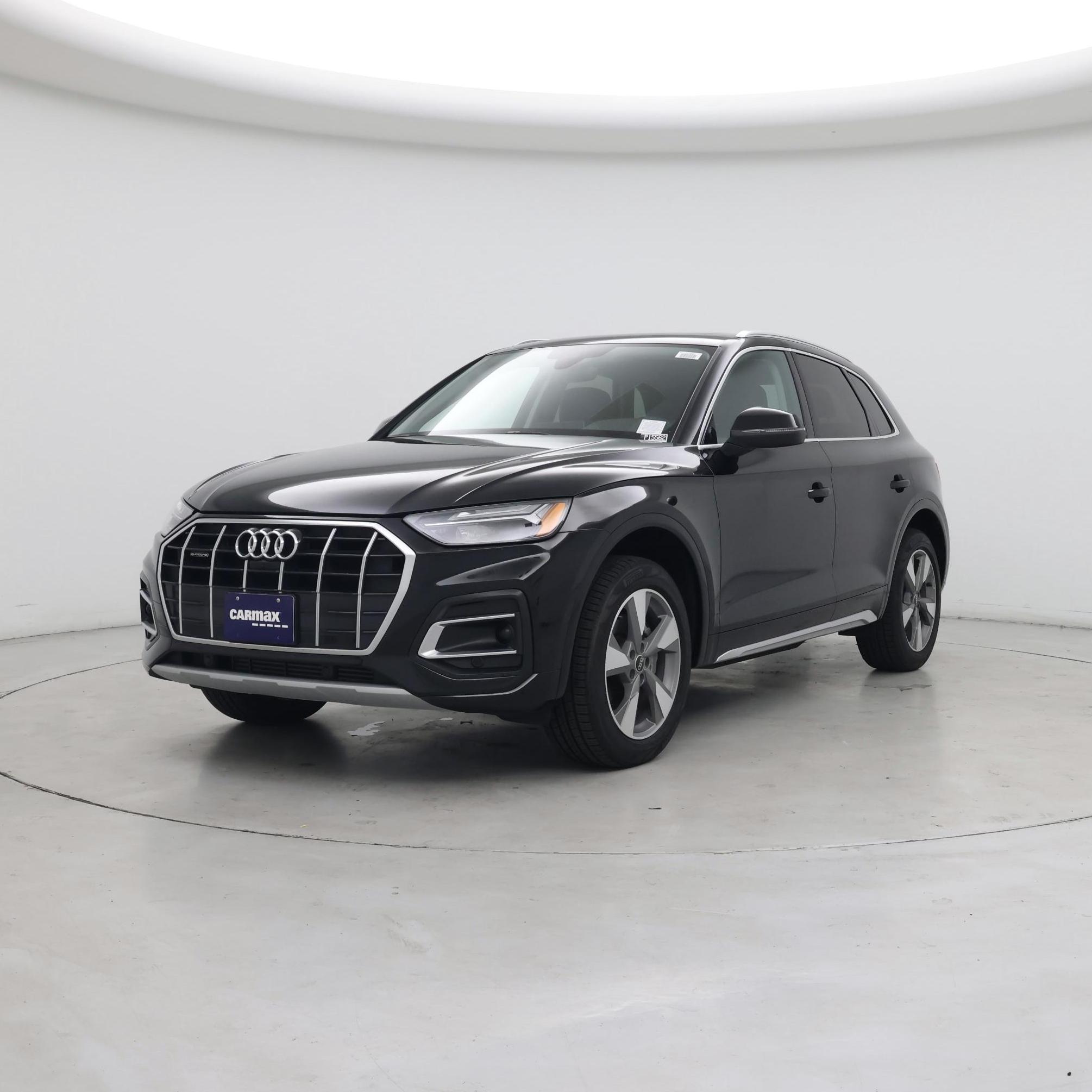 Thumbnail: 2023 Audi Q5 - 4