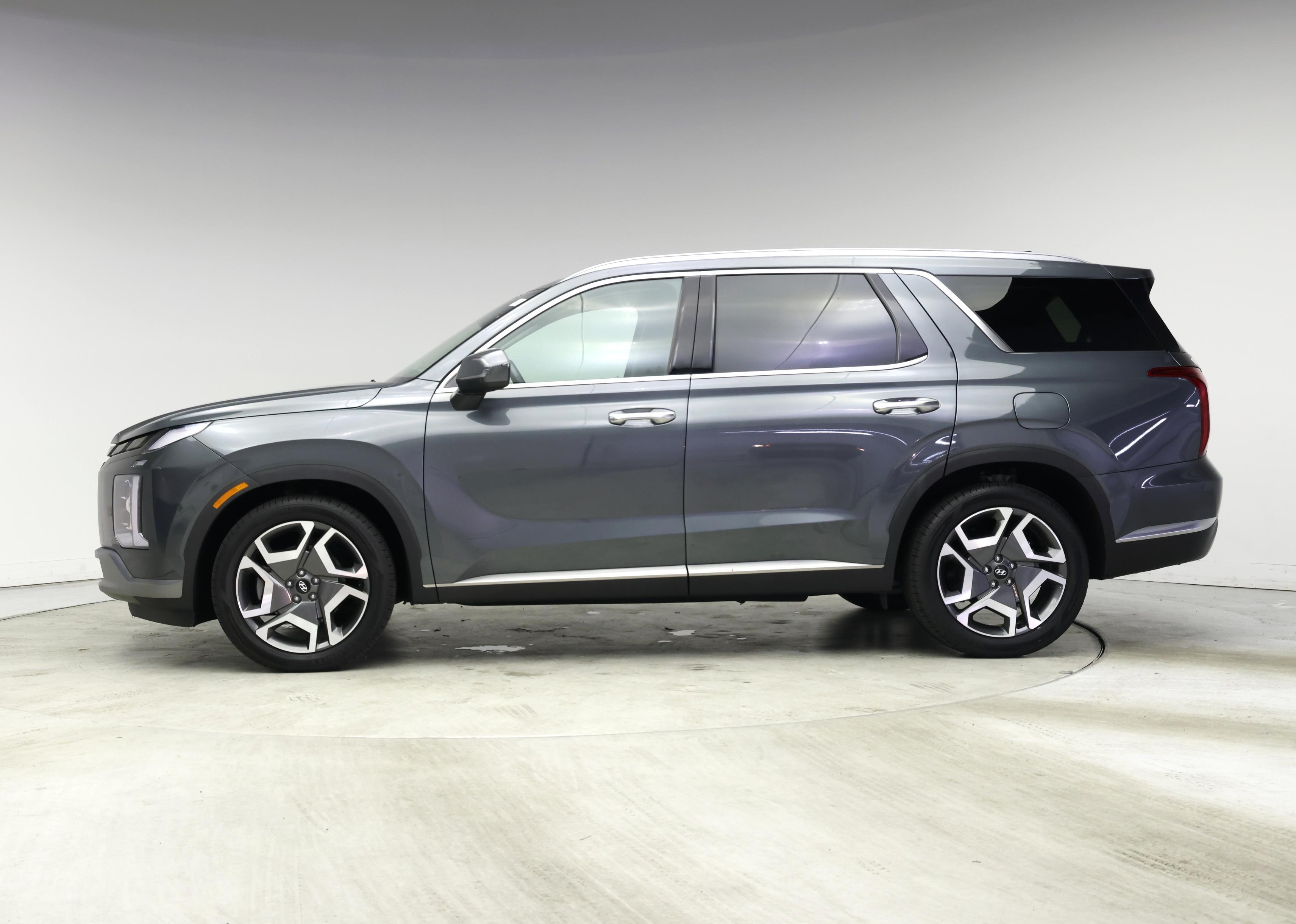 Thumbnail: 2023 Hyundai Palisade - 3