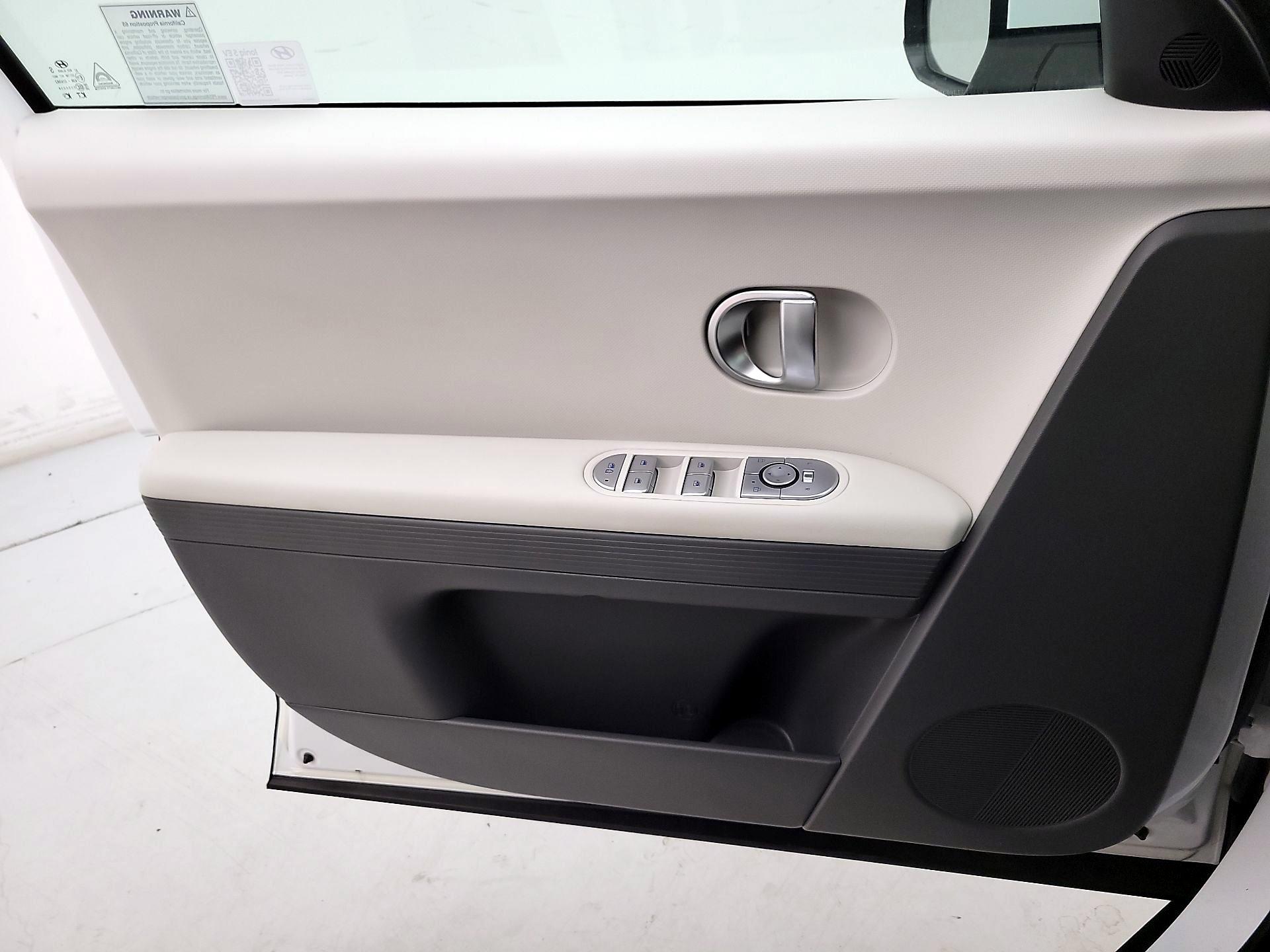 Thumbnail: 2024 Hyundai Ioniq 5 - 12