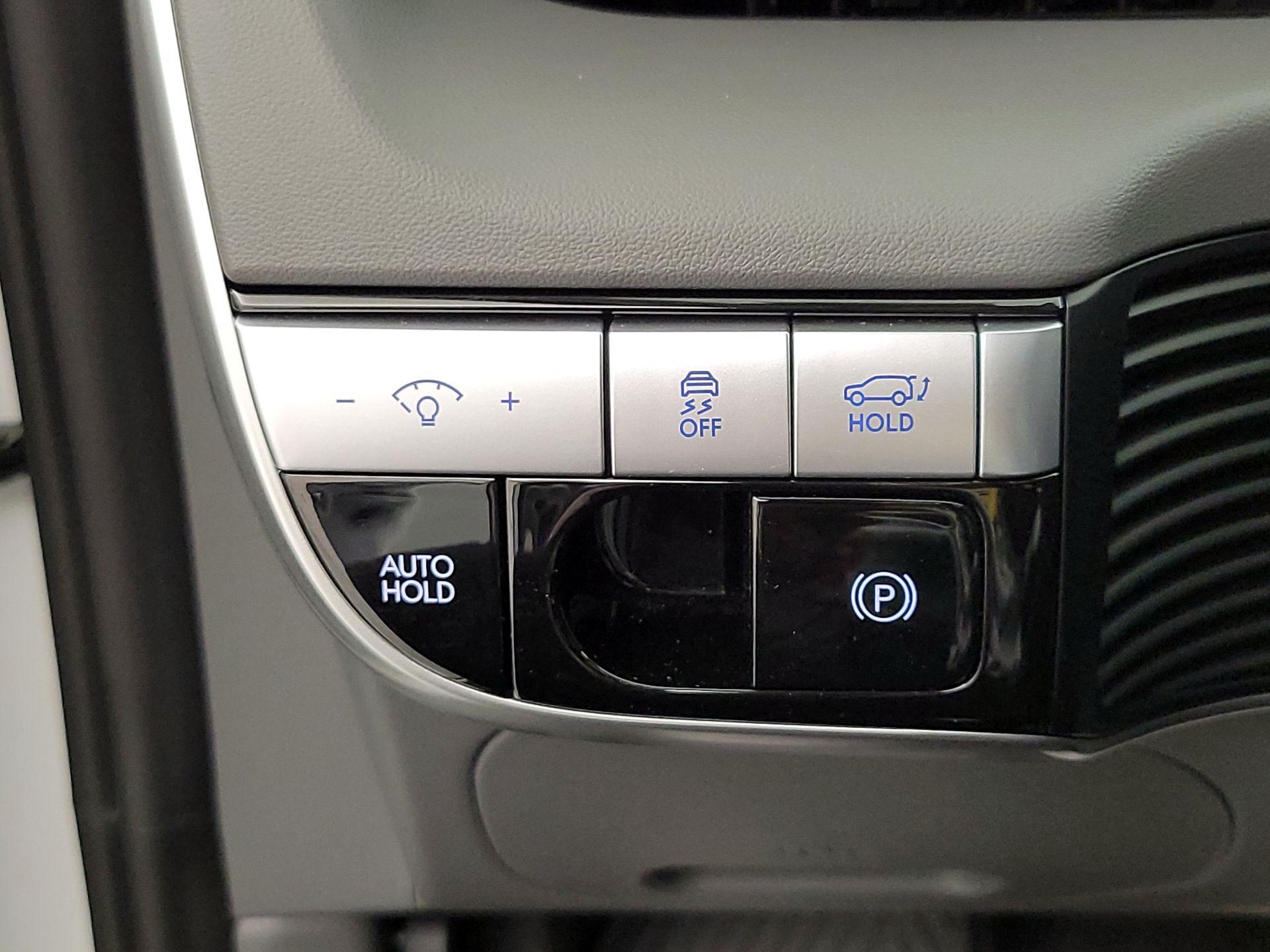 Thumbnail: 2024 Hyundai Ioniq 5 - 13