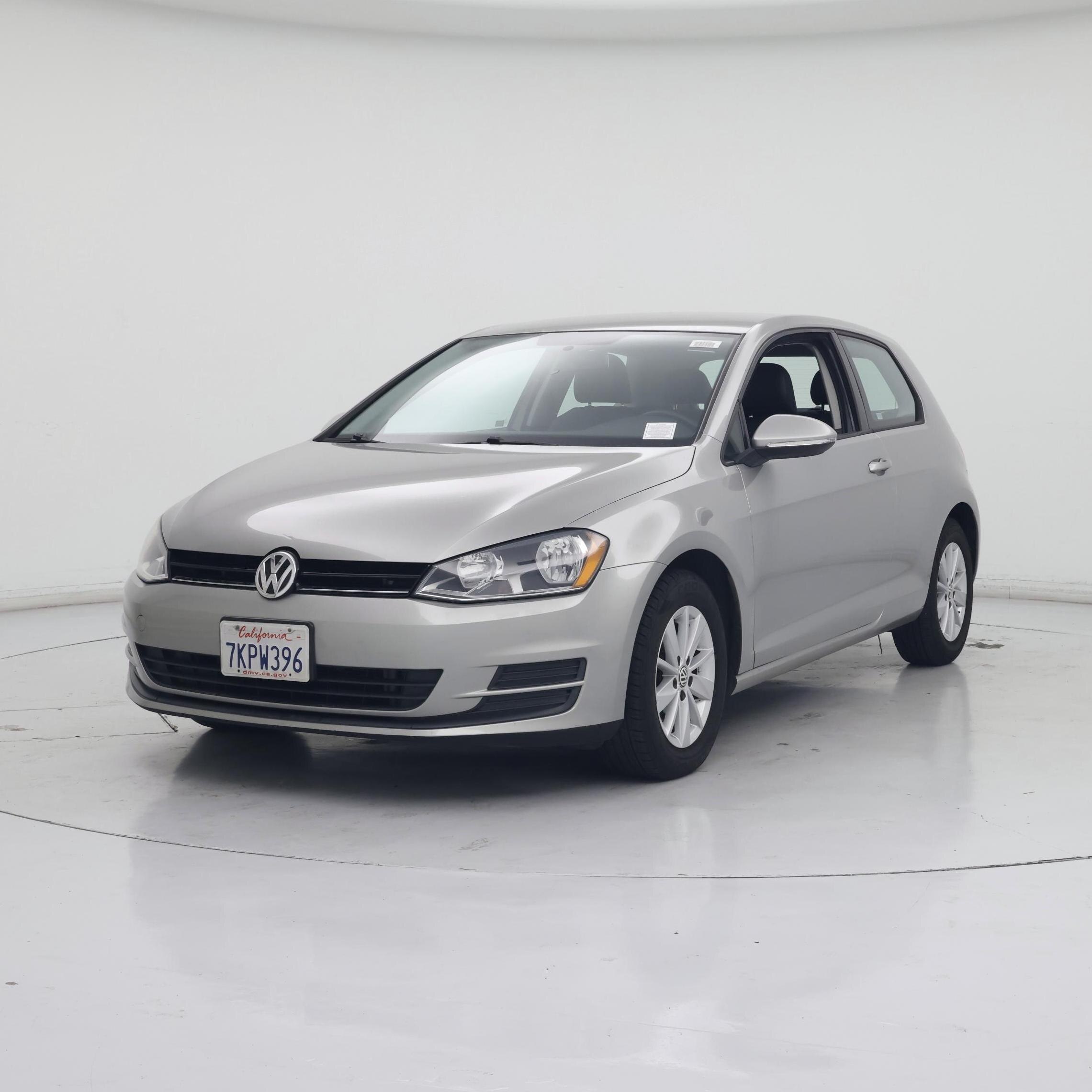 Thumbnail: 2015 Volkswagen Golf - 4