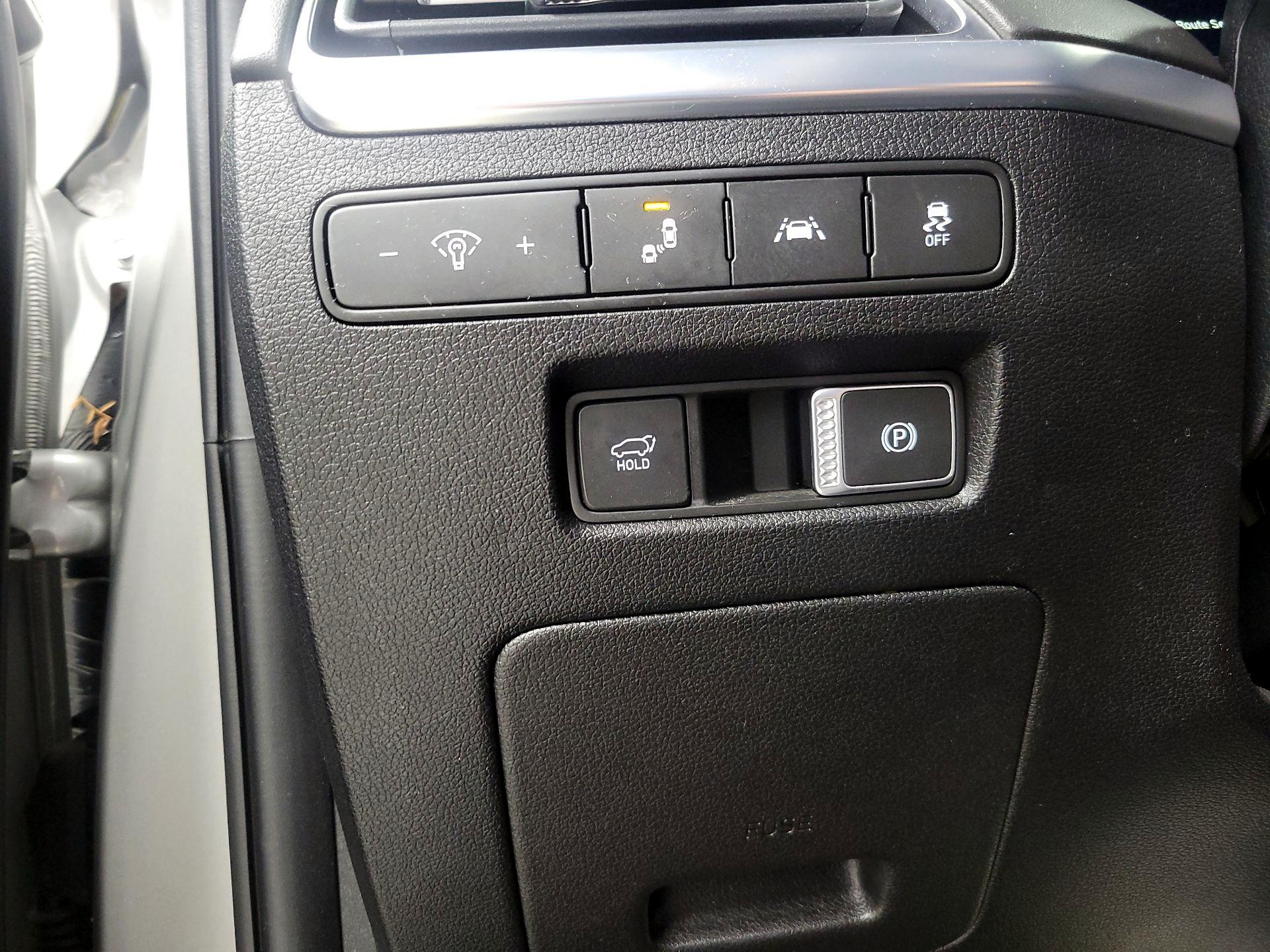 Thumbnail: 2022 Hyundai Palisade - 13