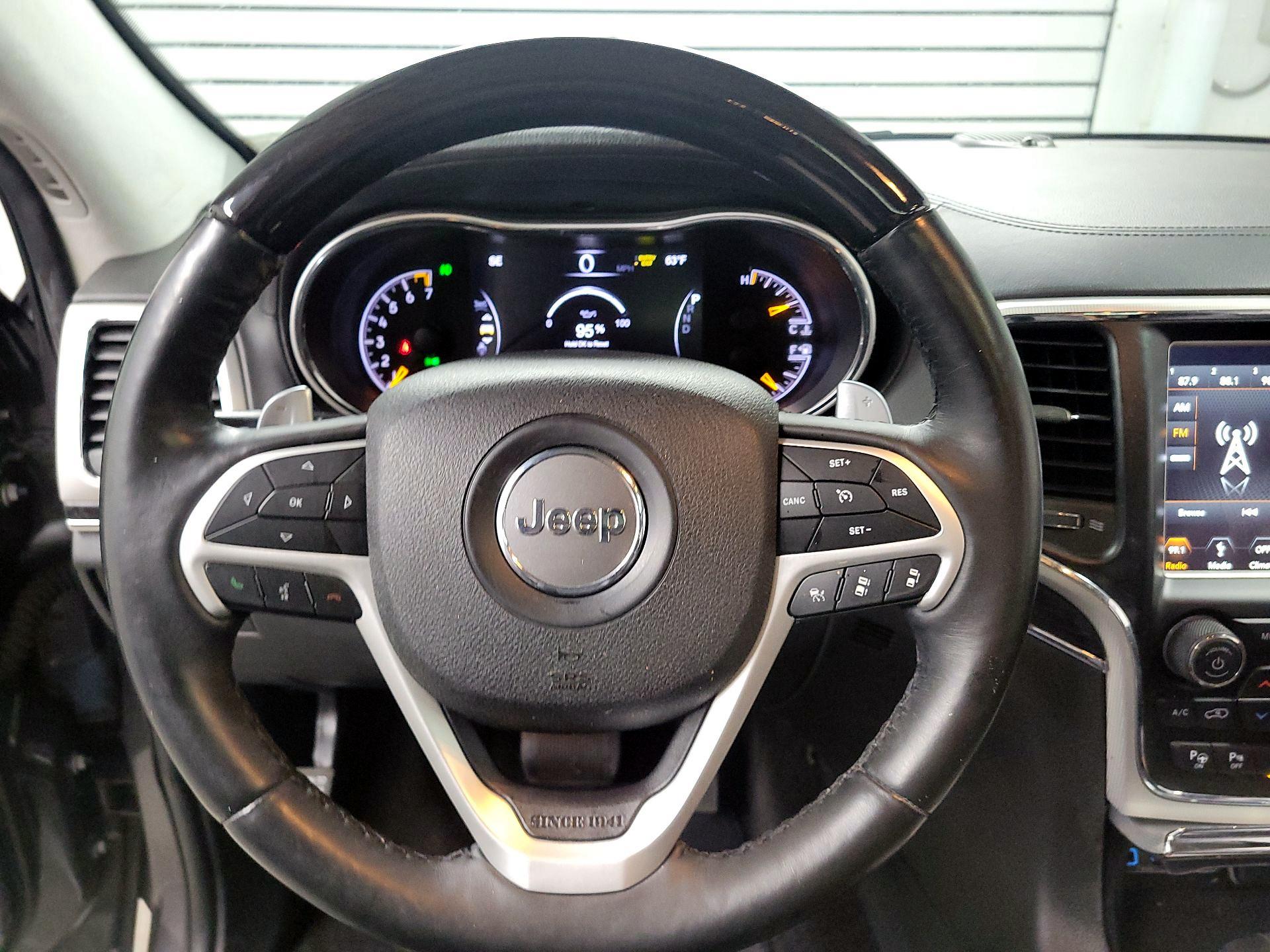 Thumbnail: 2018 Jeep Grand Cherokee - 10