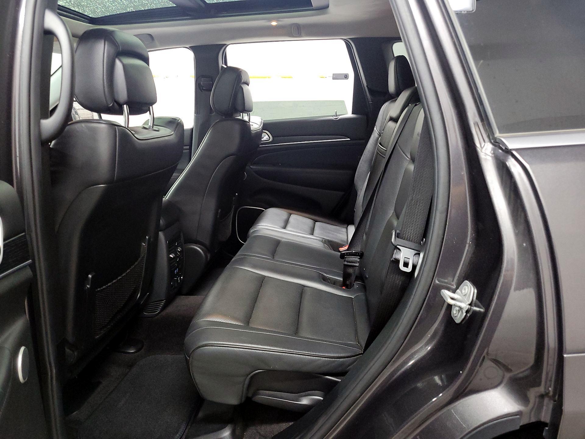 Thumbnail: 2018 Jeep Grand Cherokee - 20