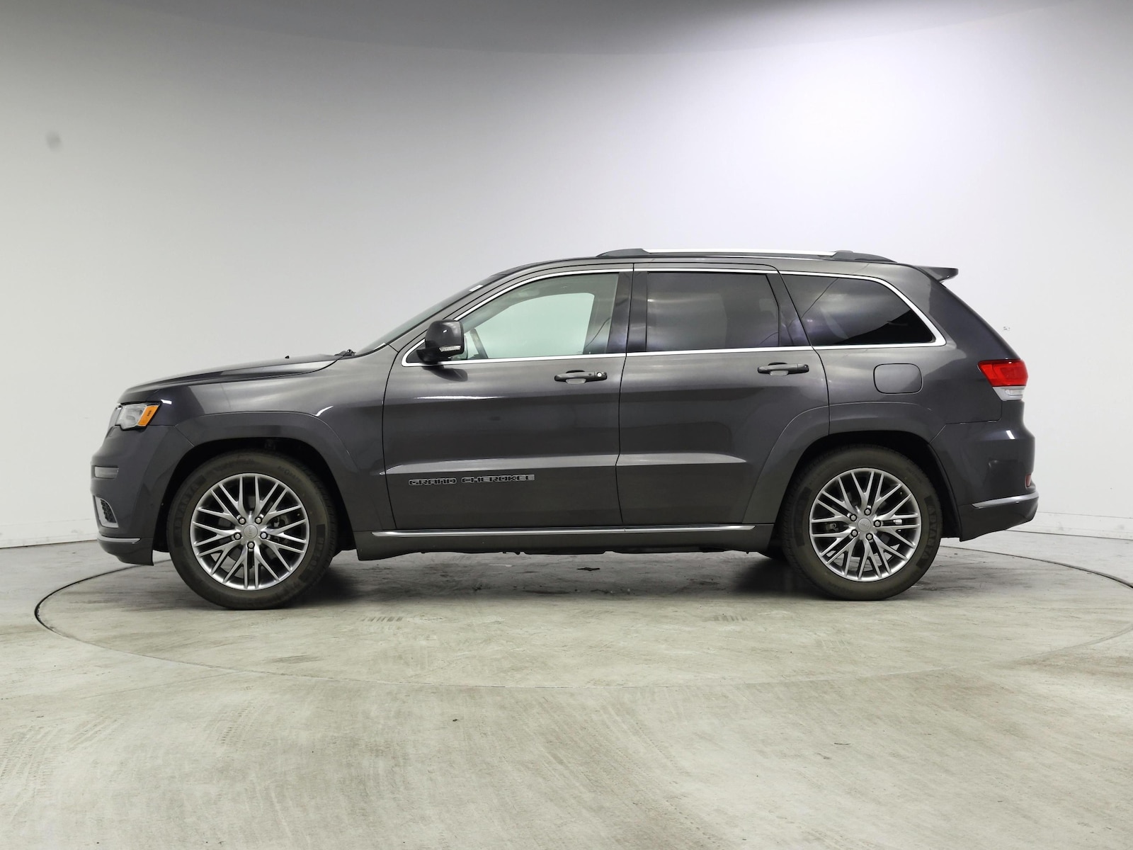 2018 Jeep Grand Cherokee Summit - Photo 4