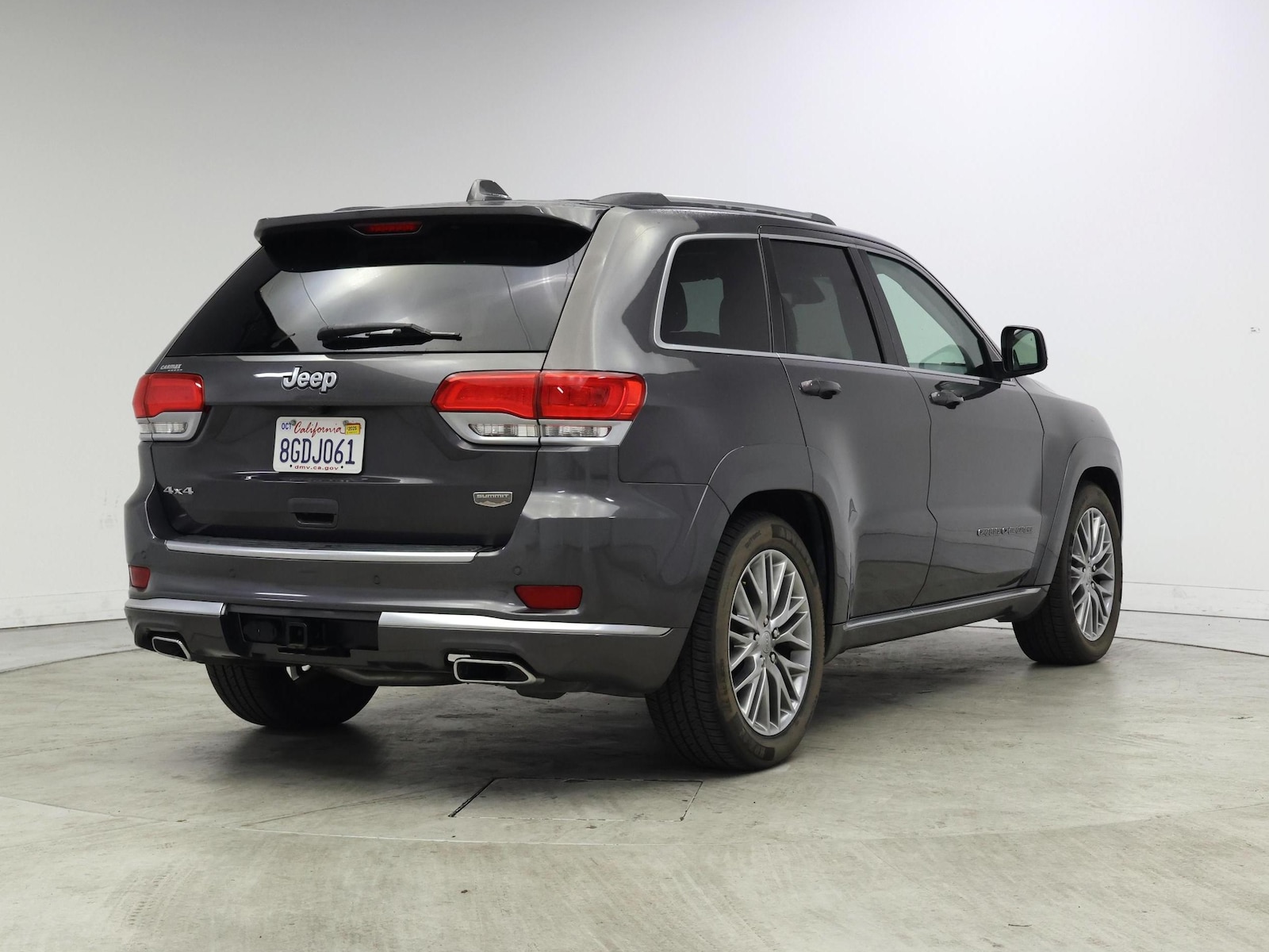2018 Jeep Grand Cherokee Summit - Photo 9