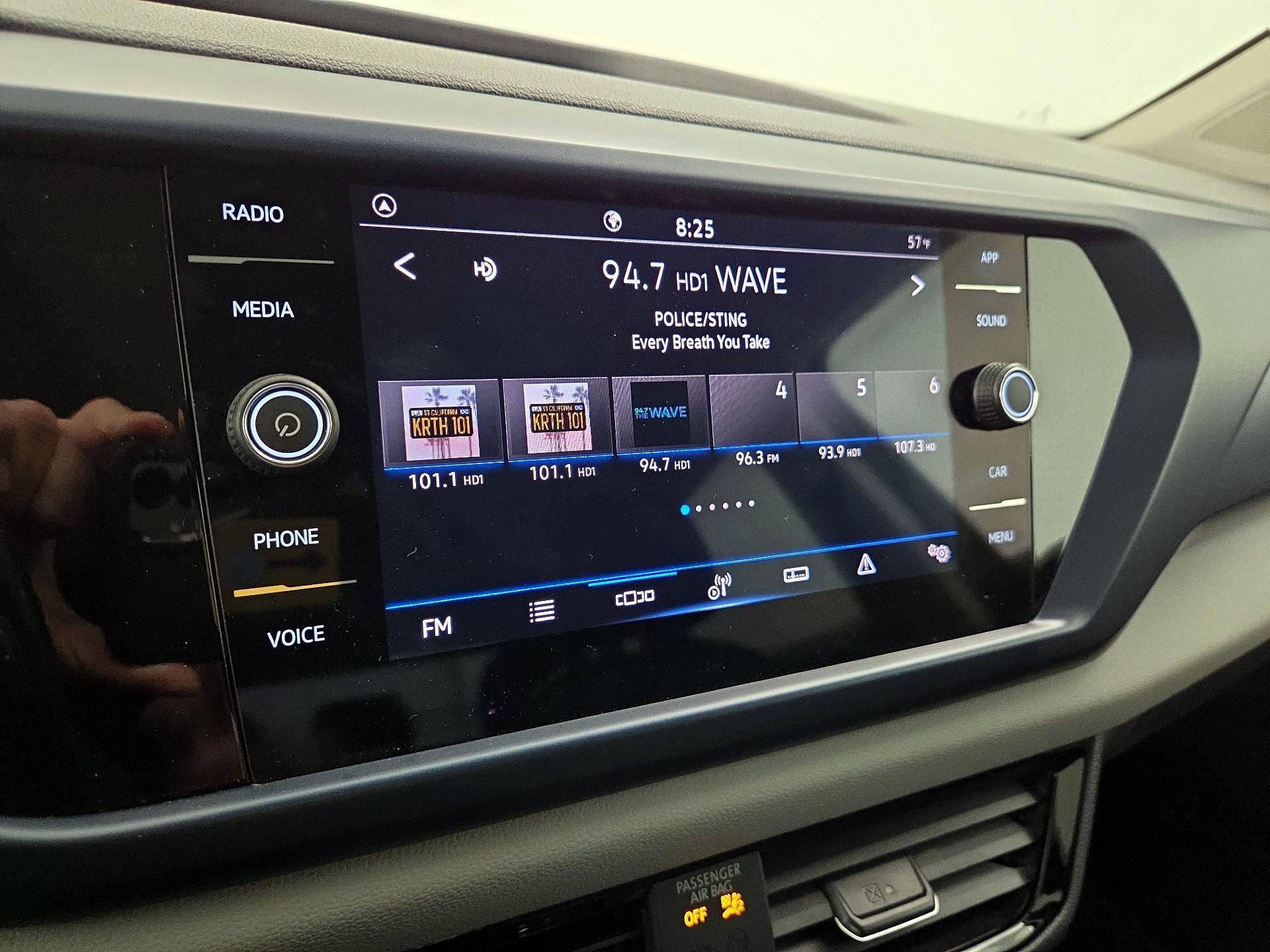 Thumbnail: 2023 Volkswagen Taos - 15