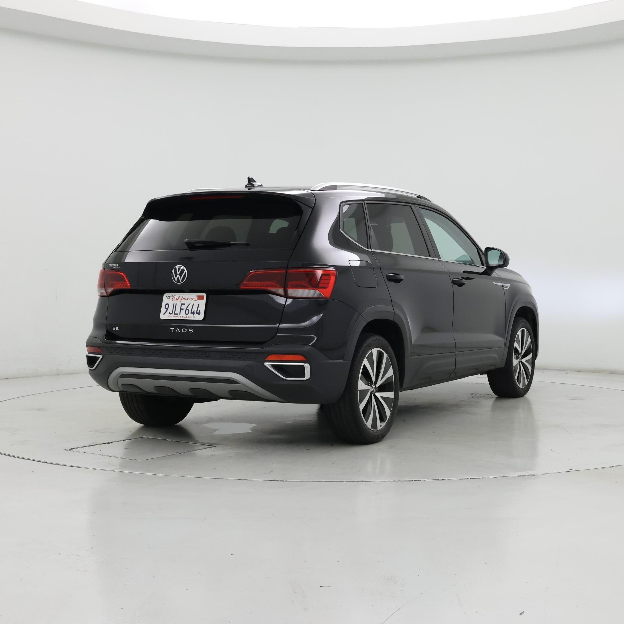 Thumbnail: 2023 Volkswagen Taos - 8