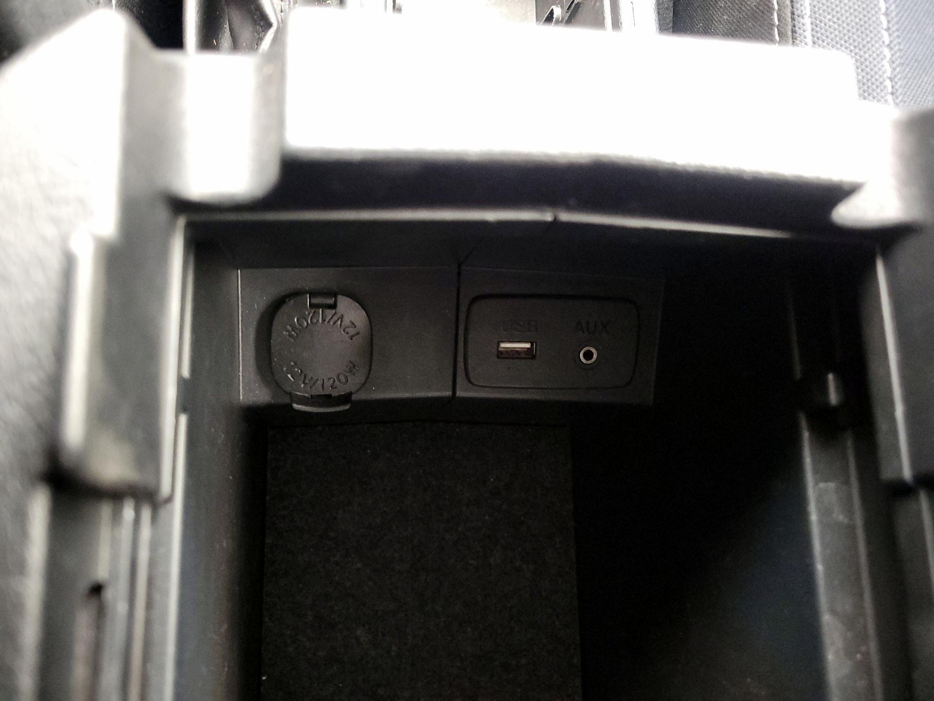 Thumbnail: 2016 Subaru Forester - 18