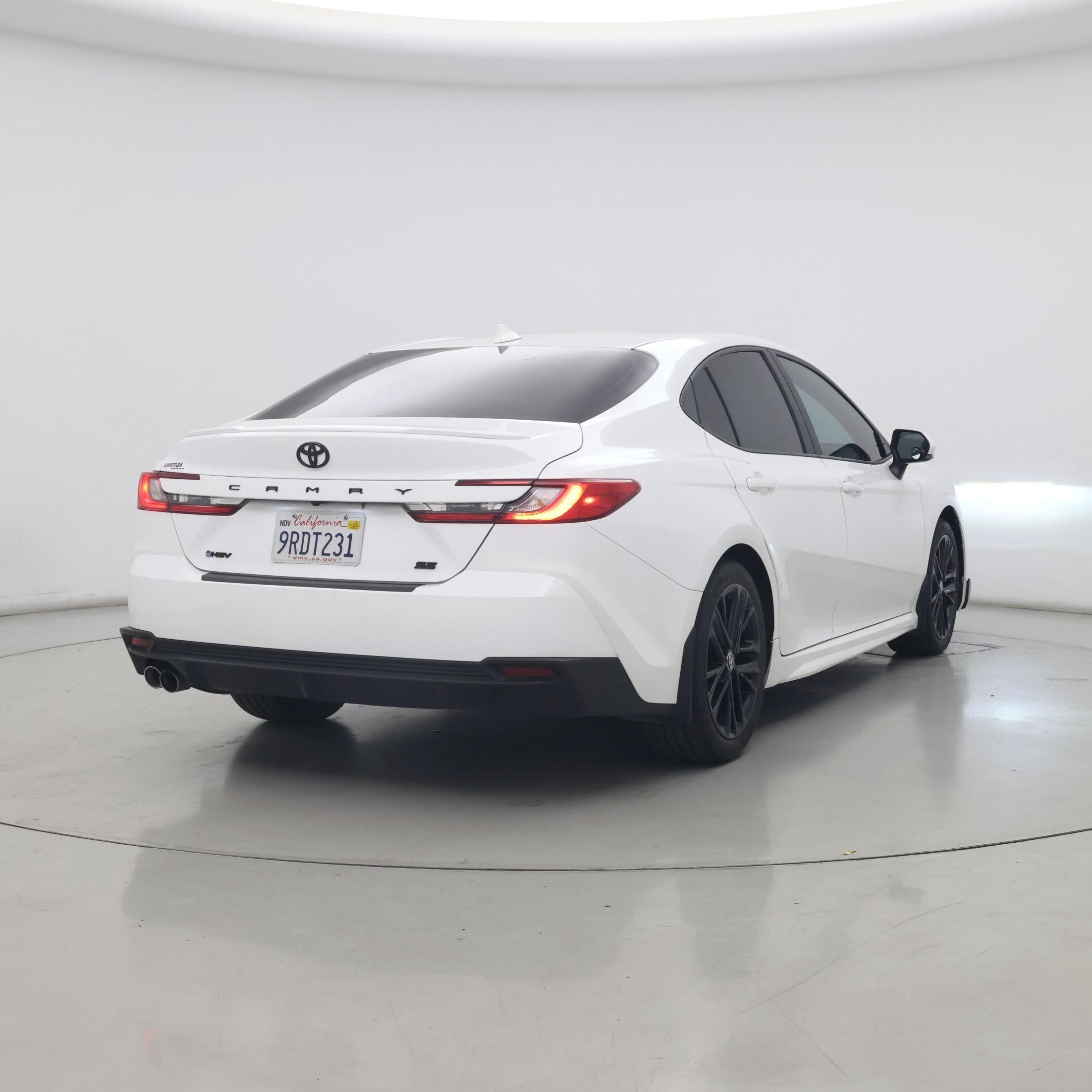 Thumbnail: 2025 Toyota Camry - 8