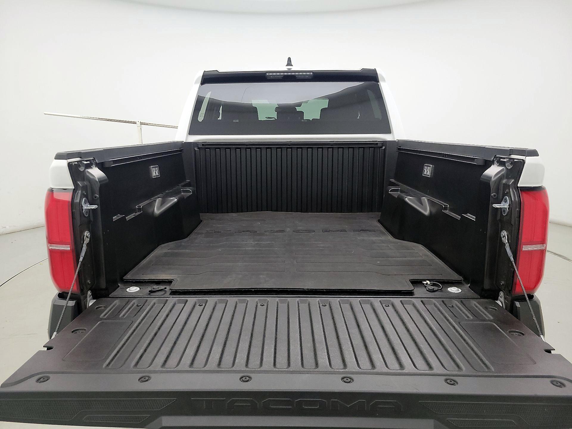 Thumbnail: 2025 Toyota Tacoma - 20