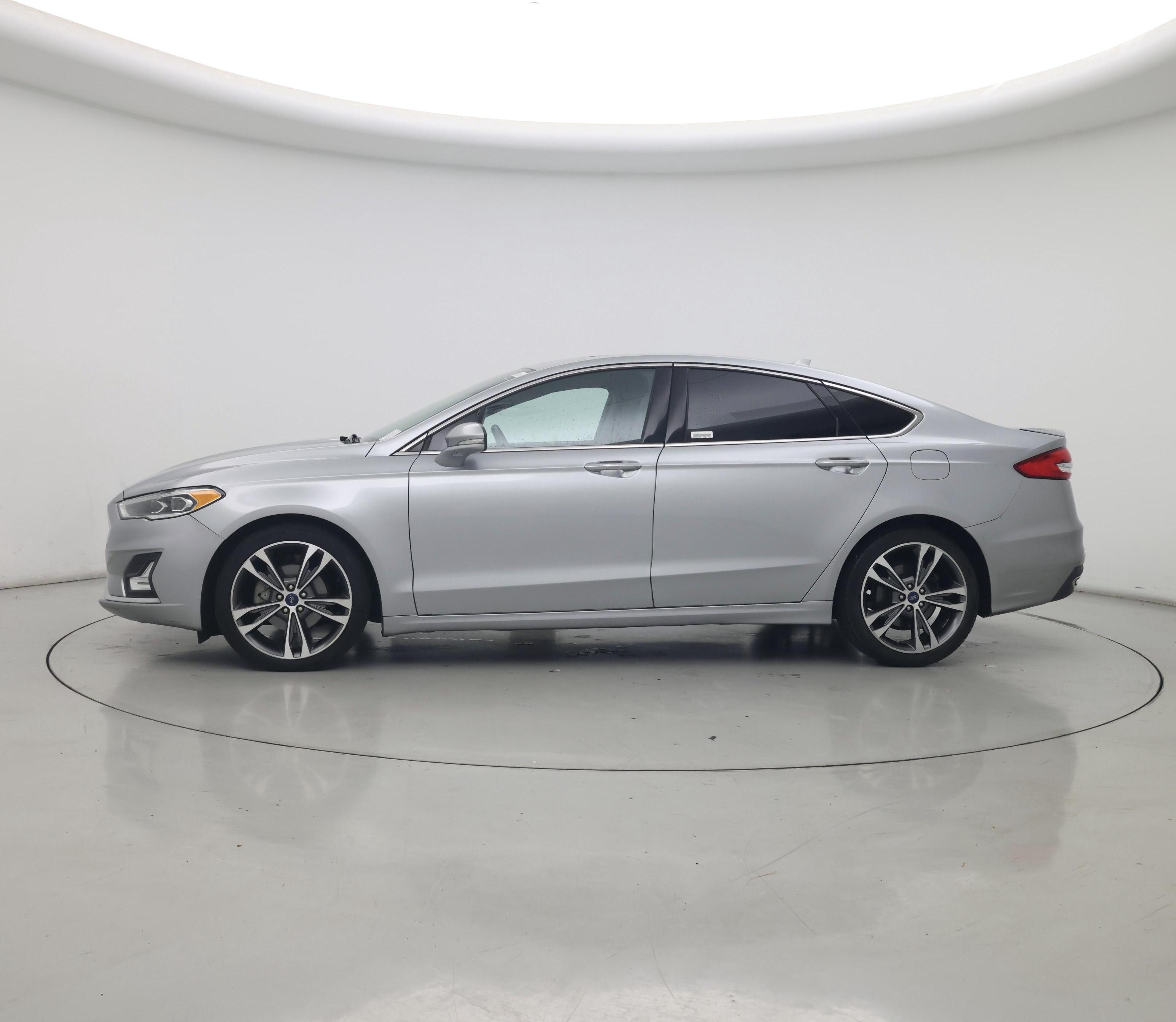 Thumbnail: 2020 Ford Fusion - 3