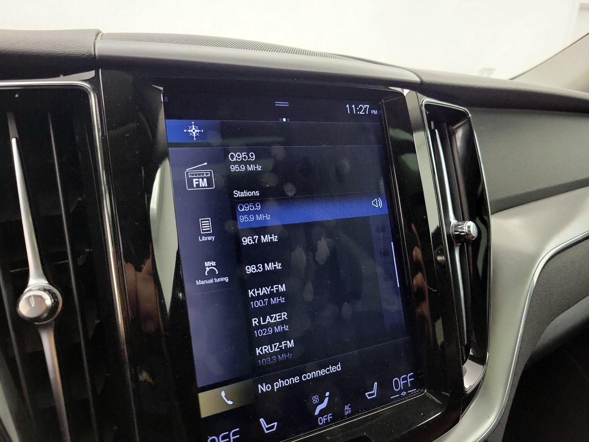 Thumbnail: 2019 Volvo XC60 - 16