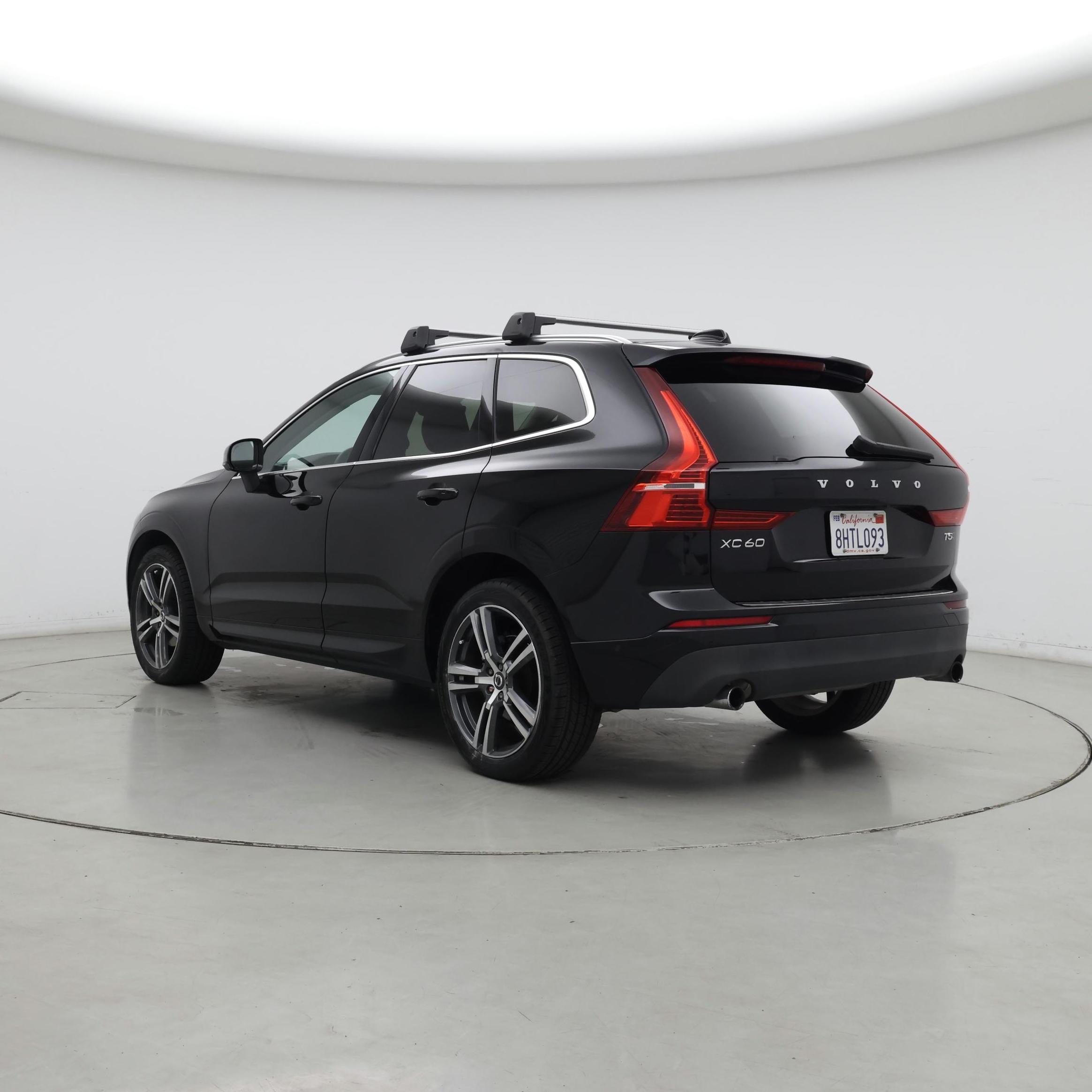 Thumbnail: 2019 Volvo XC60 - 2