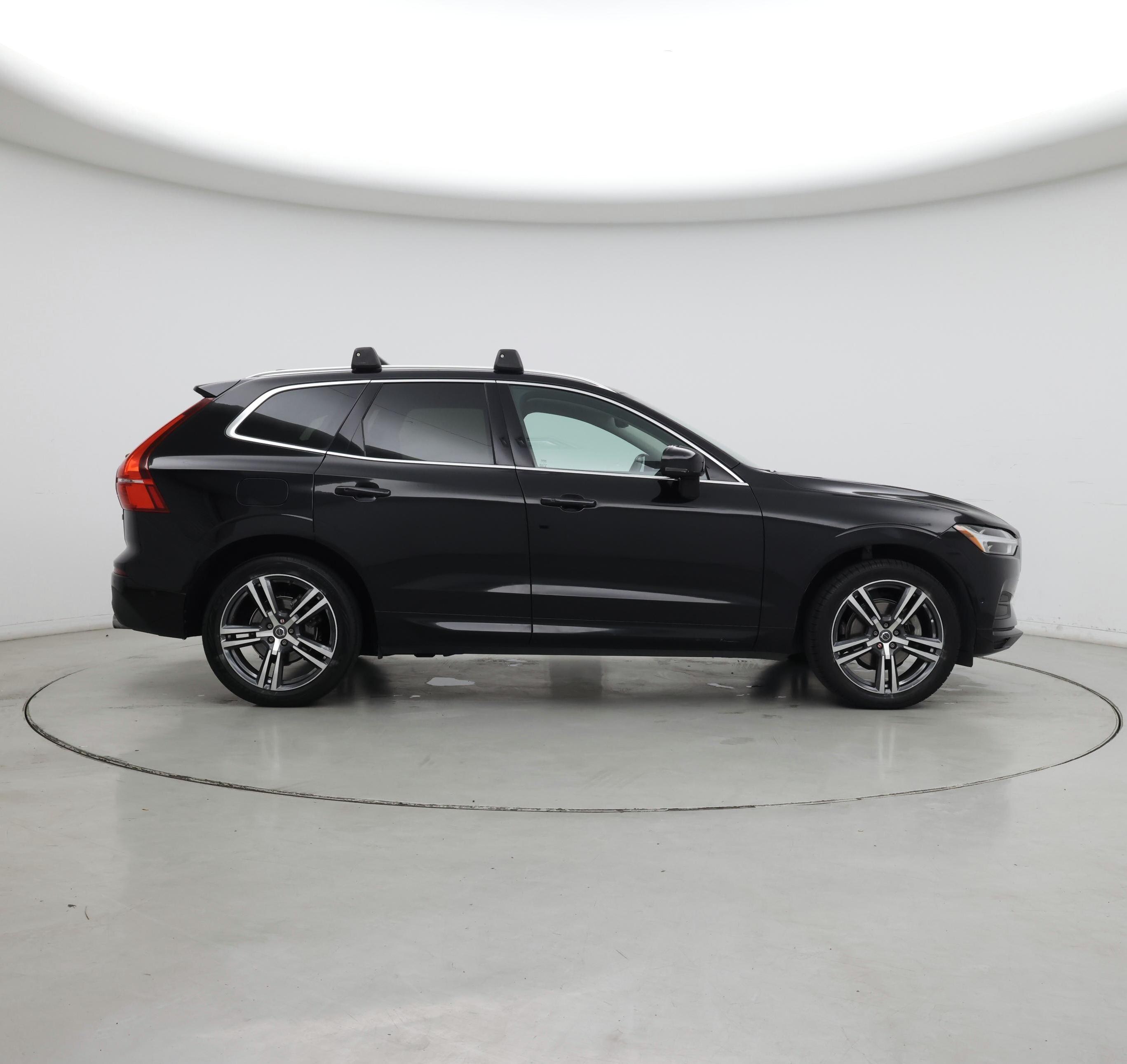 Thumbnail: 2019 Volvo XC60 - 7