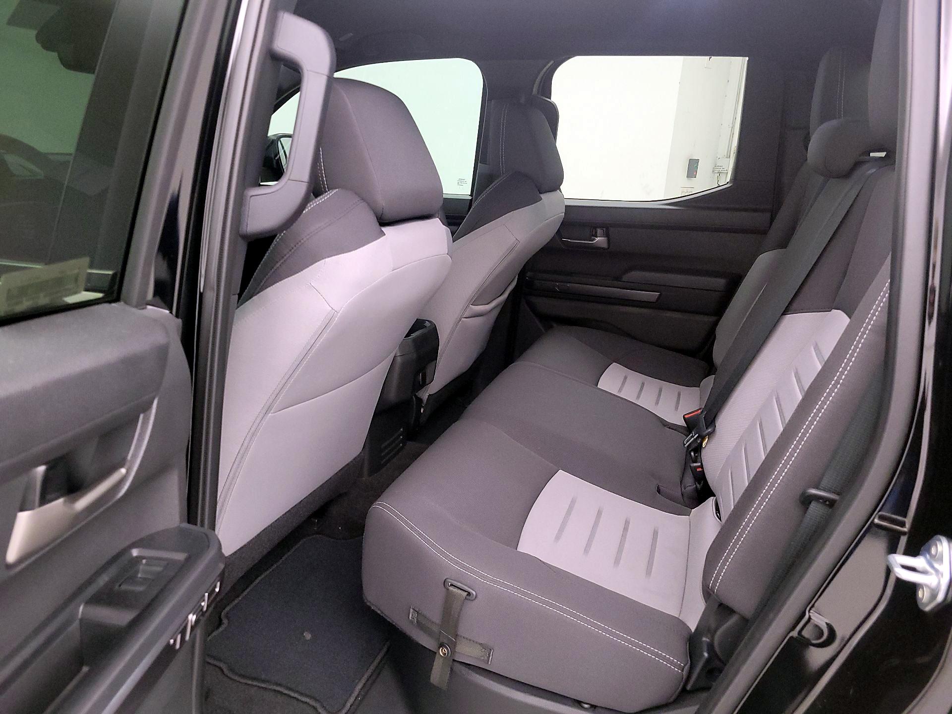 Thumbnail: 2024 Toyota Tacoma - 20