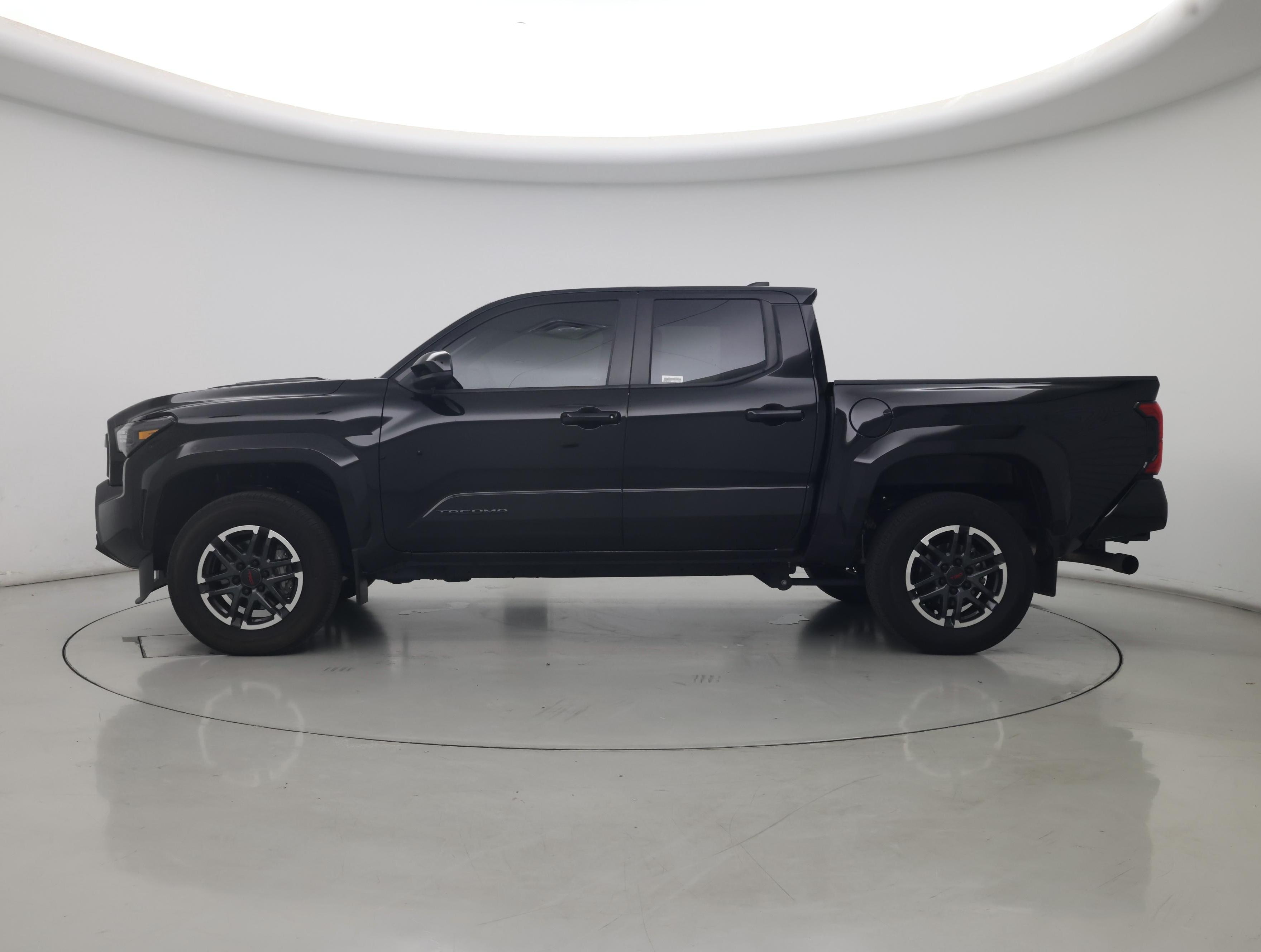 Thumbnail: 2024 Toyota Tacoma - 3