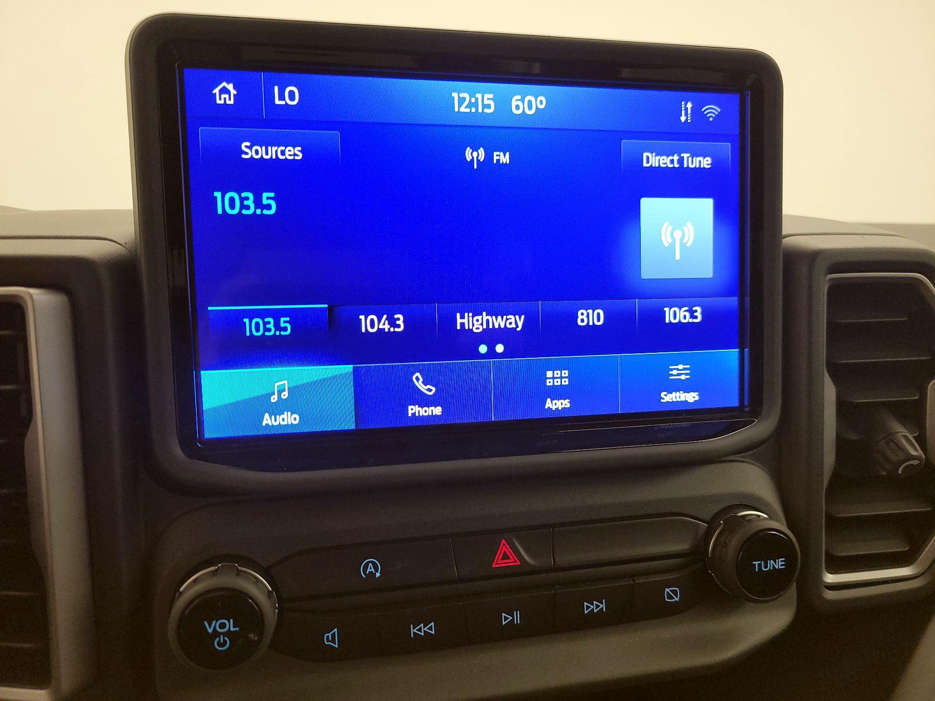 Thumbnail: 2022 Ford Bronco Sport - 15