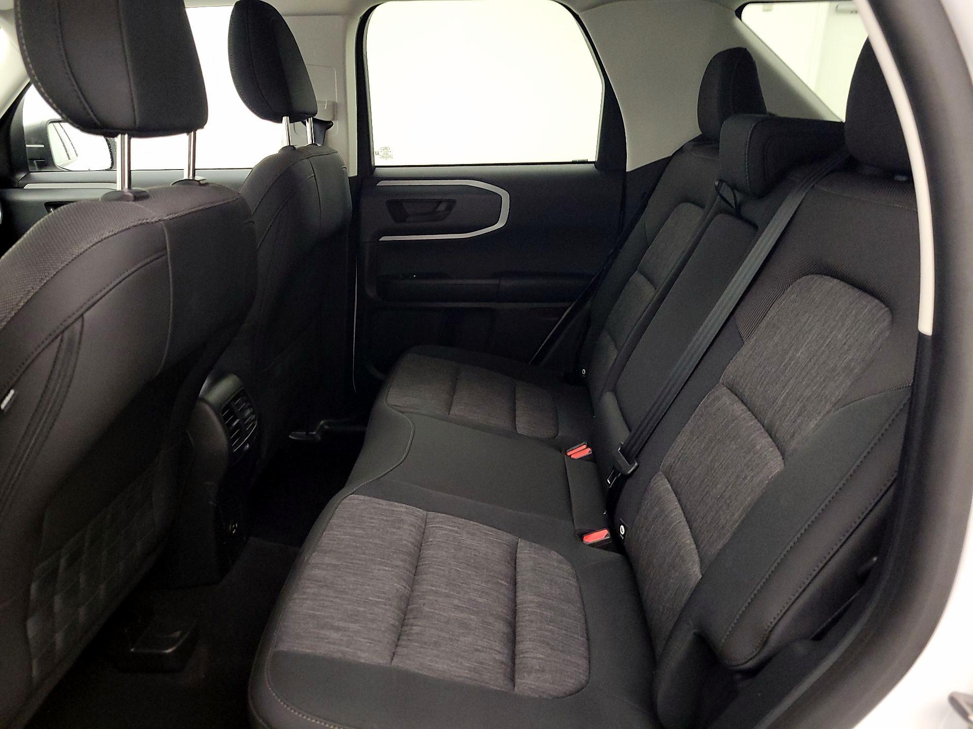 Thumbnail: 2022 Ford Bronco Sport - 19