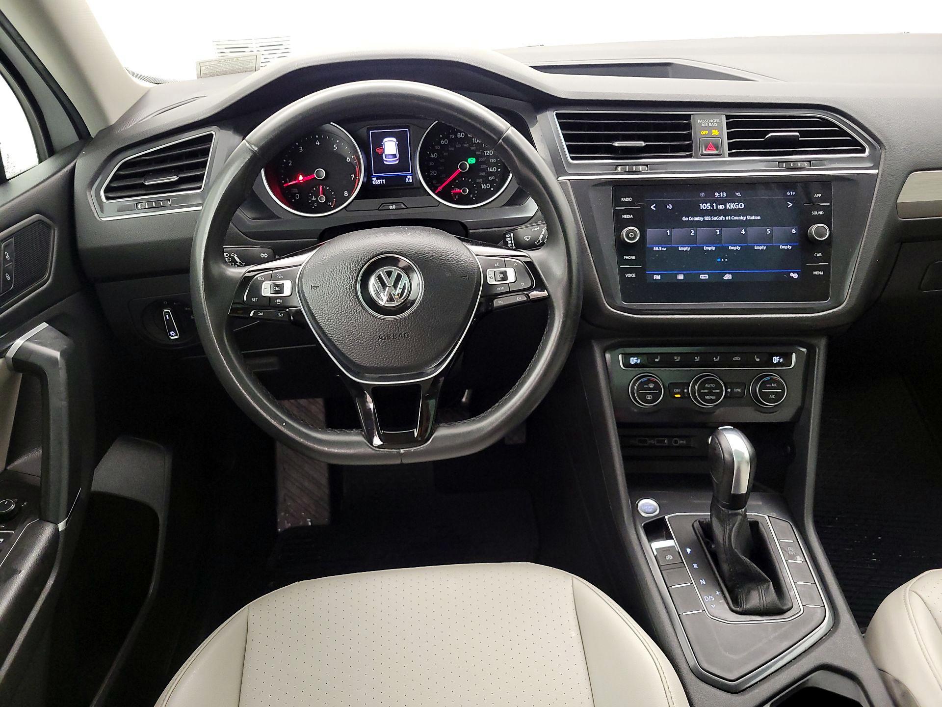 Thumbnail: 2020 Volkswagen Tiguan - 10